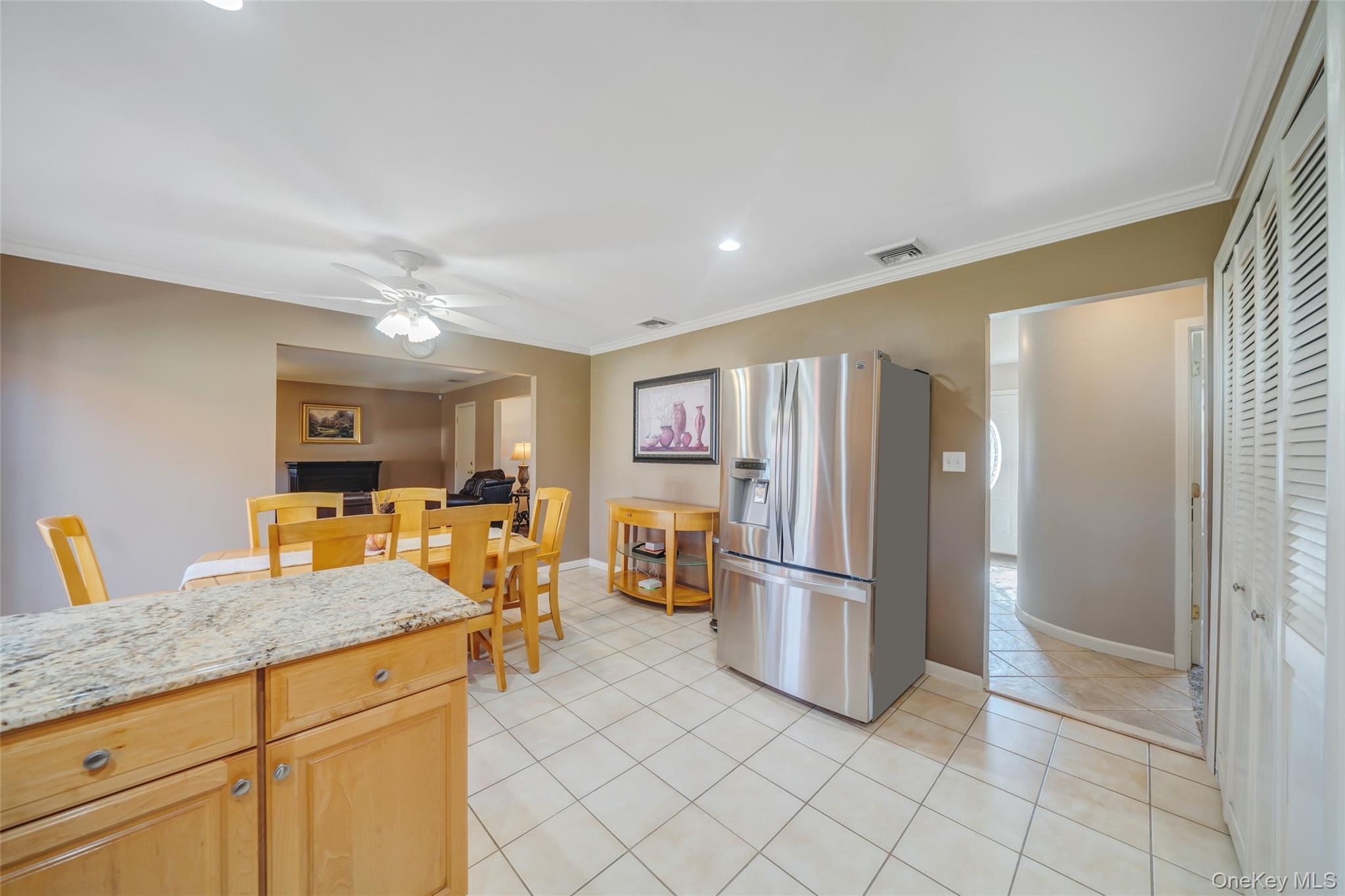 7 Hemlock Road, Mount Sinai, NY 11766