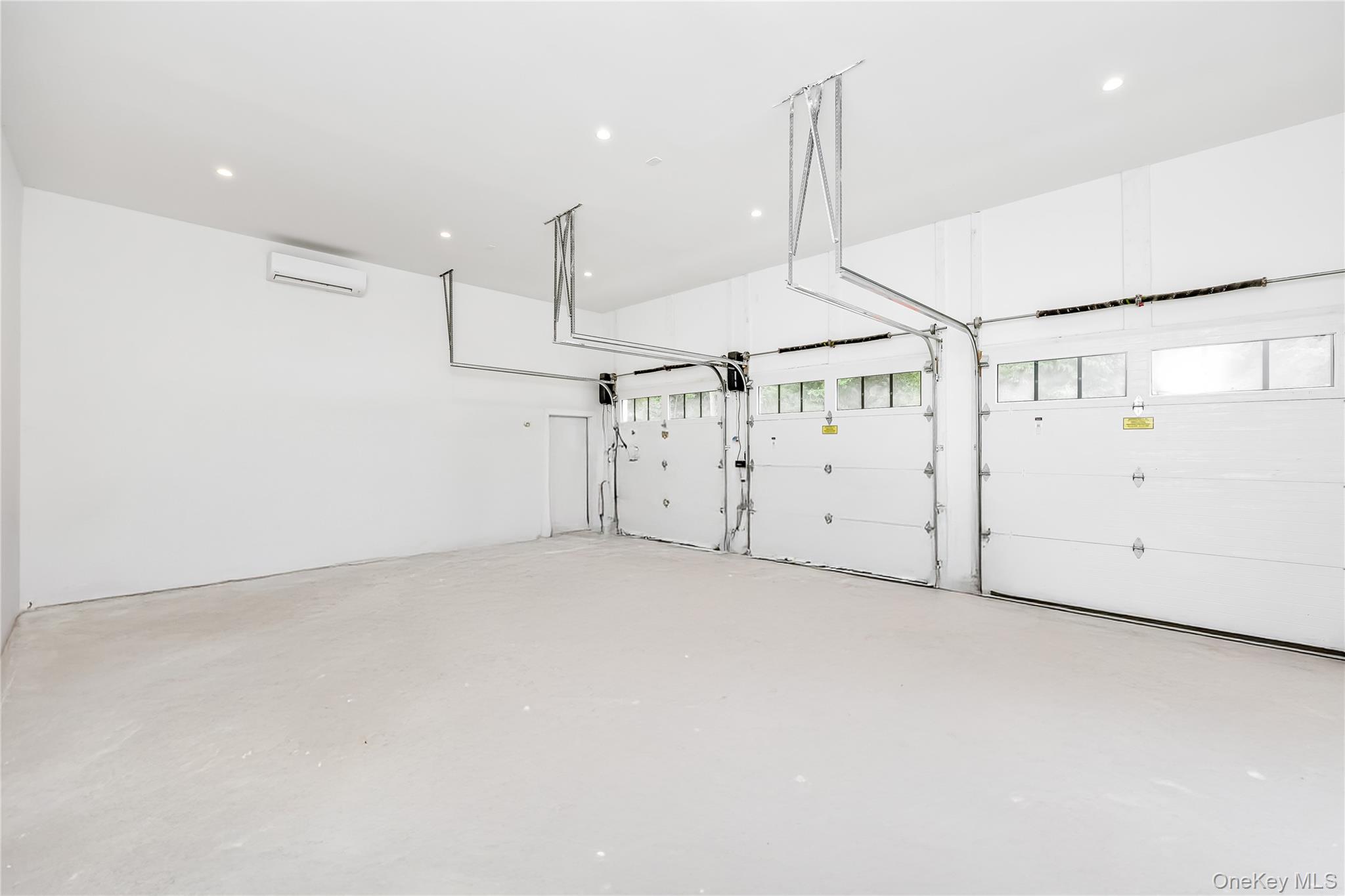 523 Long Beach Road, Nissequogue, NY 11780