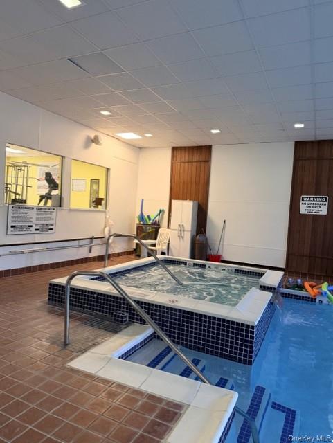 908 Drew Drive, Saint James, NY 11780