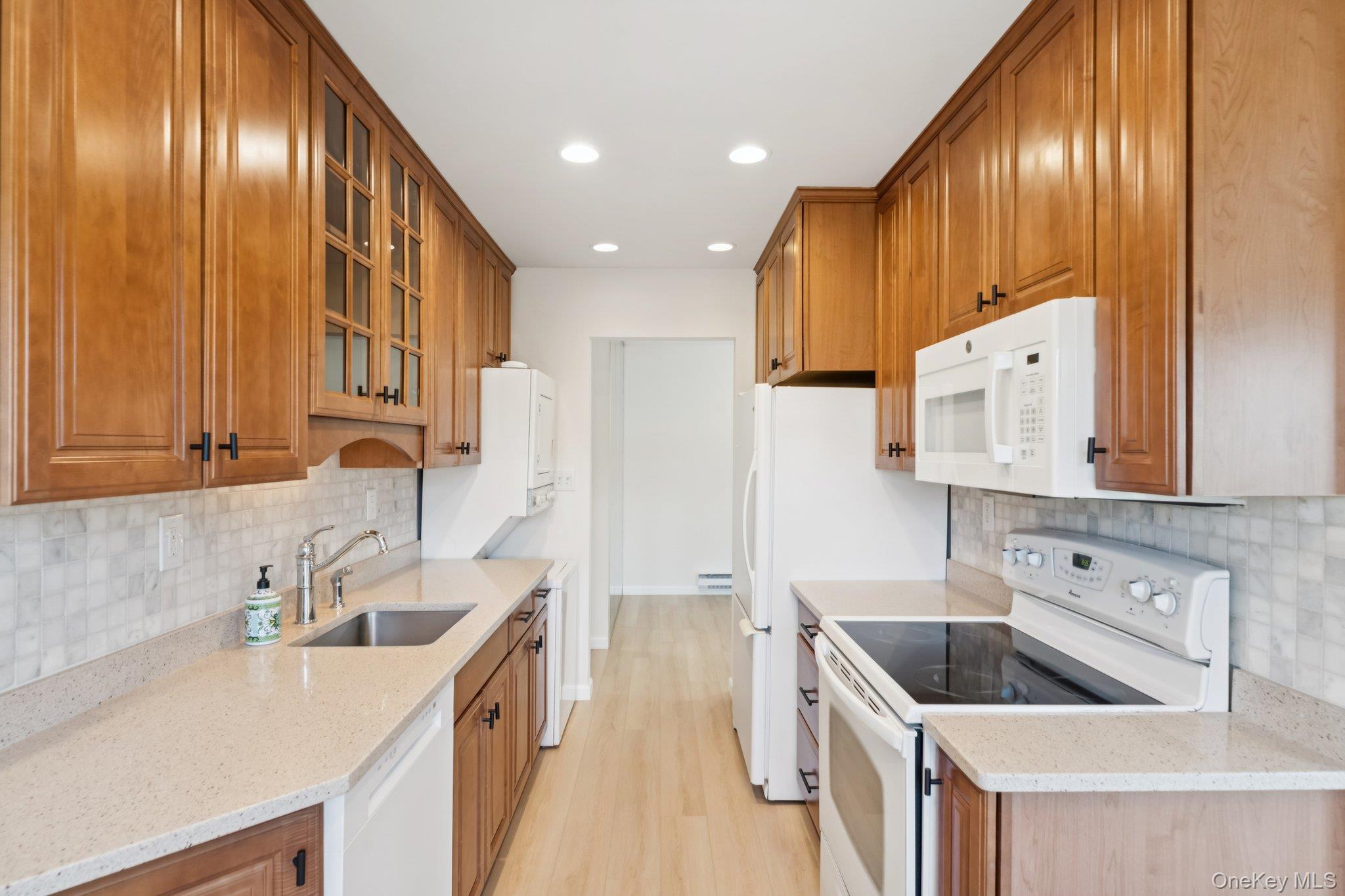 908 Drew Drive, Saint James, NY 11780