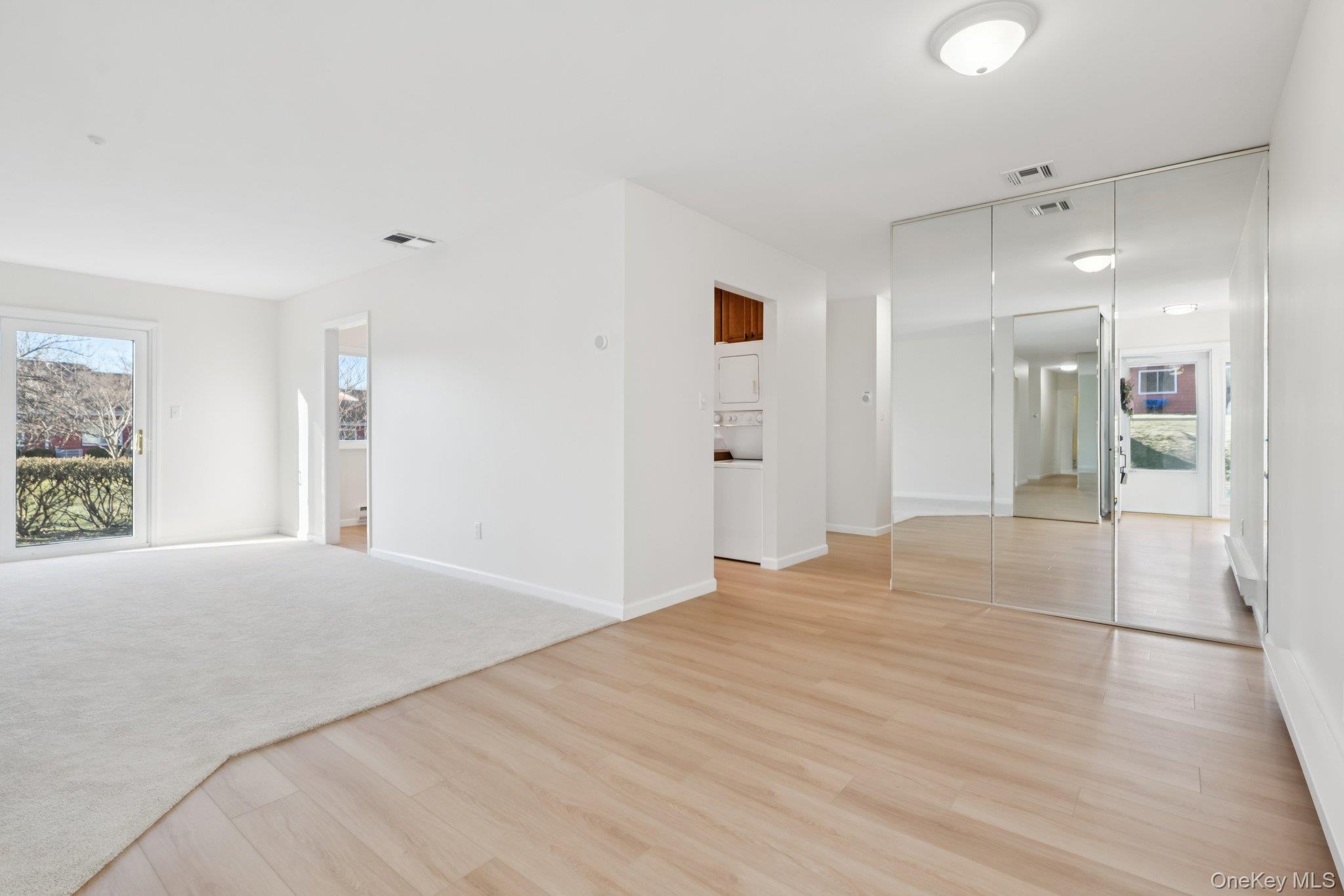 908 Drew Drive, Saint James, NY 11780