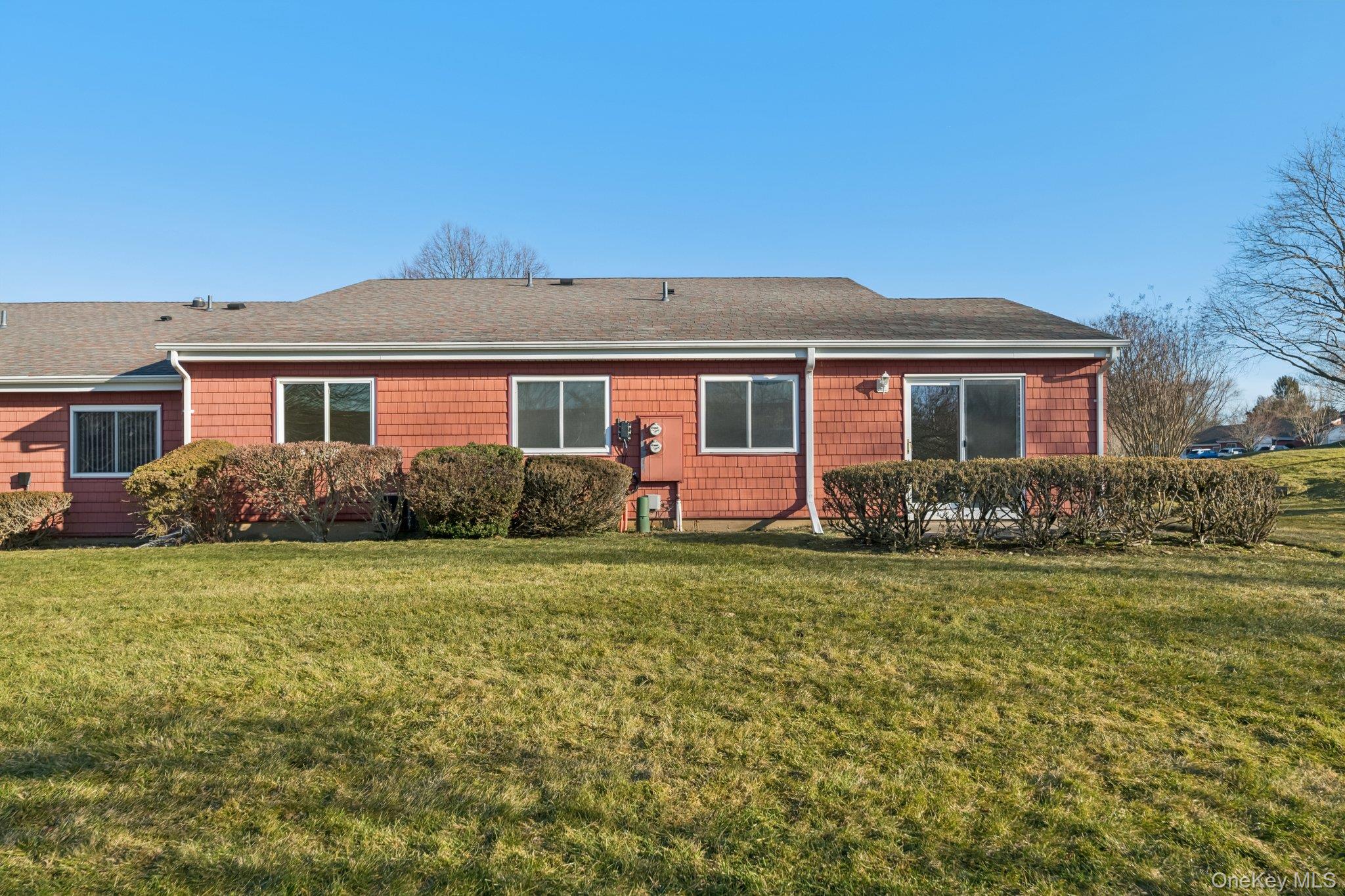 908 Drew Drive, Saint James, NY 11780