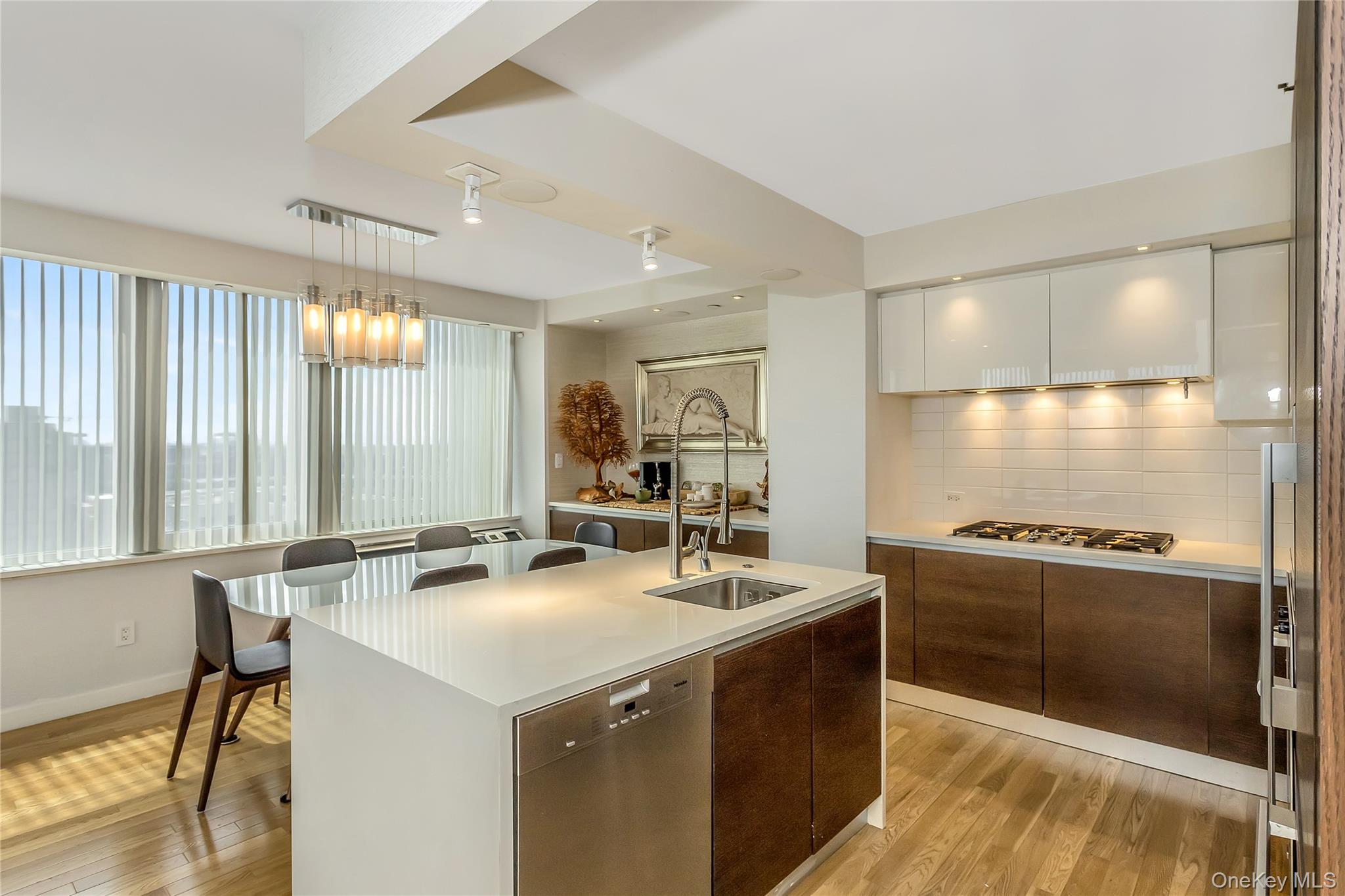 39-16 Prince Street # PHA, Flushing, NY 11354