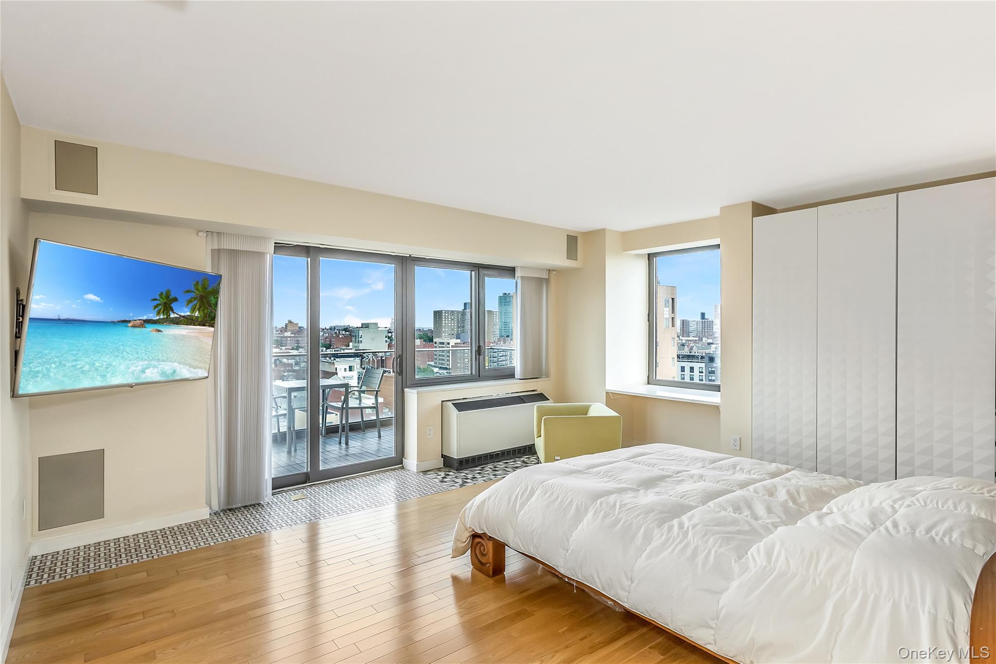 39-16 Prince Street # PHA, Flushing, NY 11354