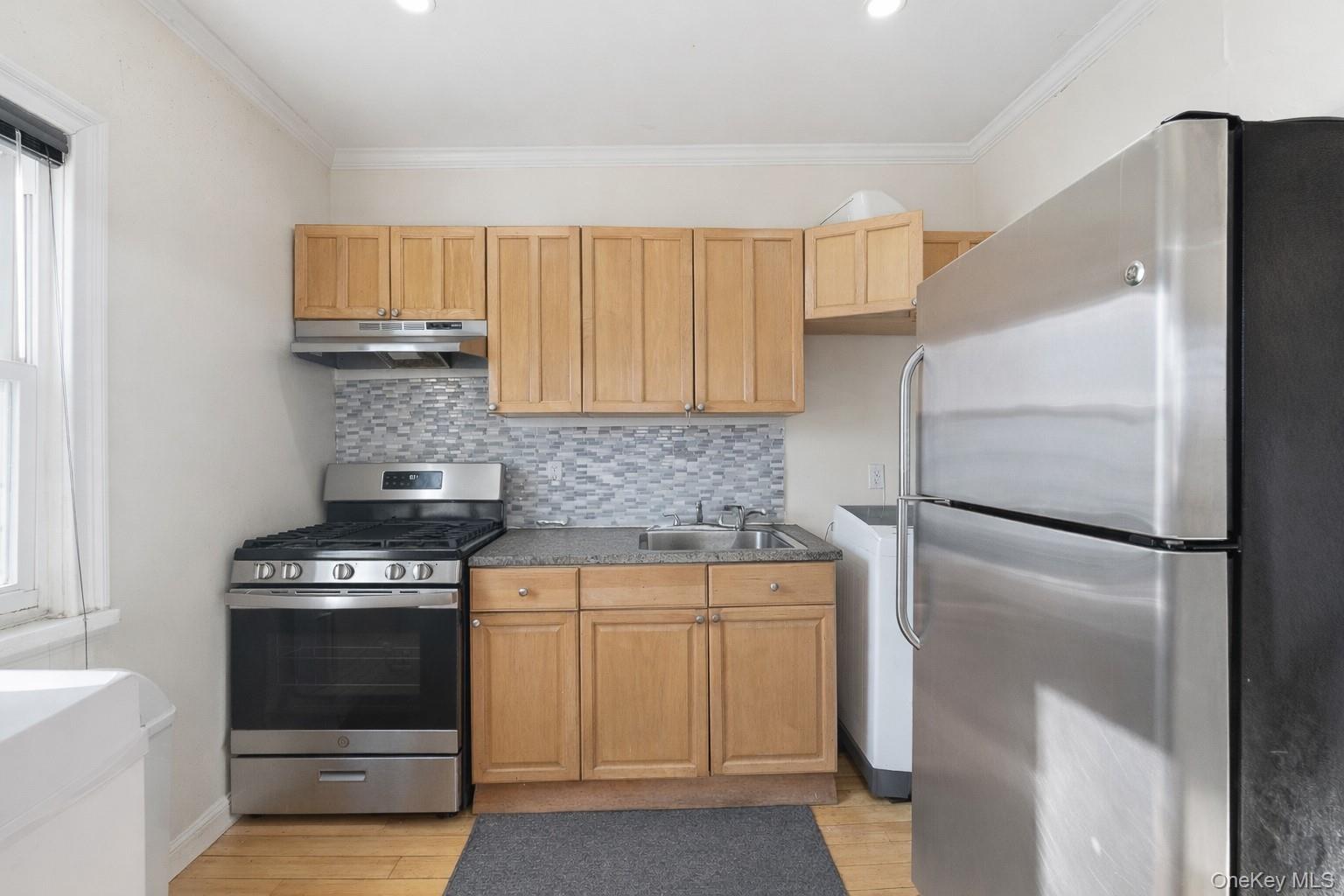 80 Lincoln Avenue, Pelham, NY 10803