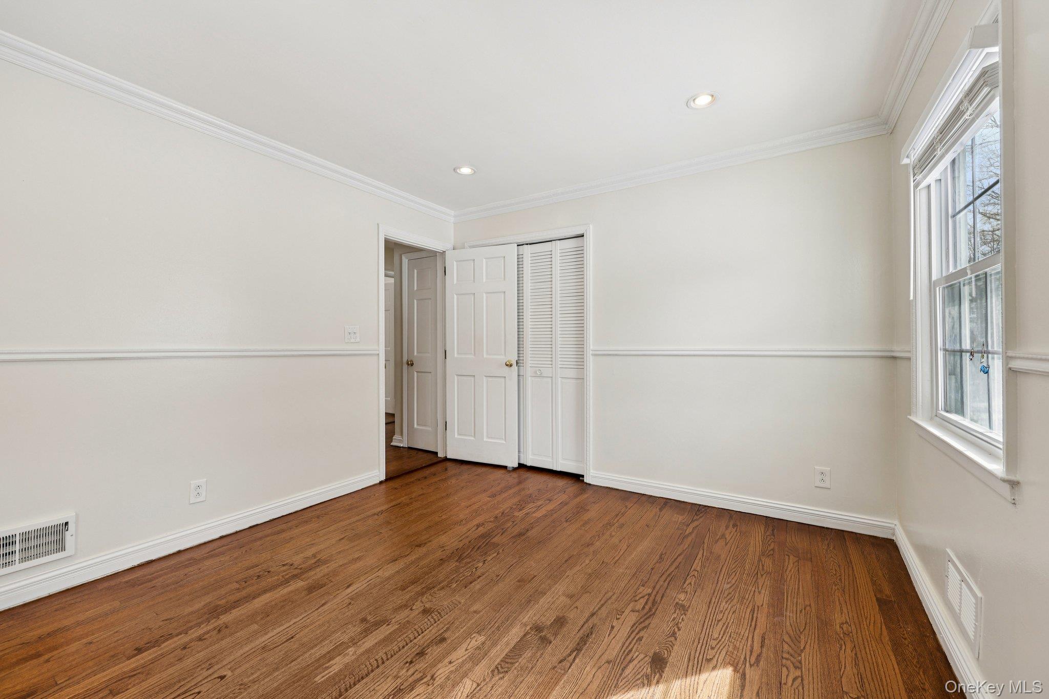 11 Meadowlark Road, Rye Brook, NY 10573