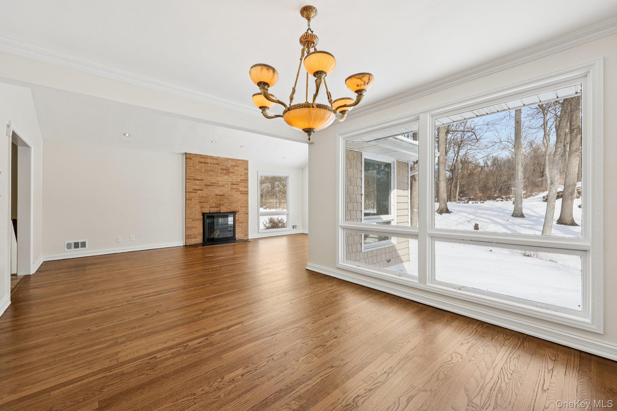 11 Meadowlark Road, Rye Brook, NY 10573