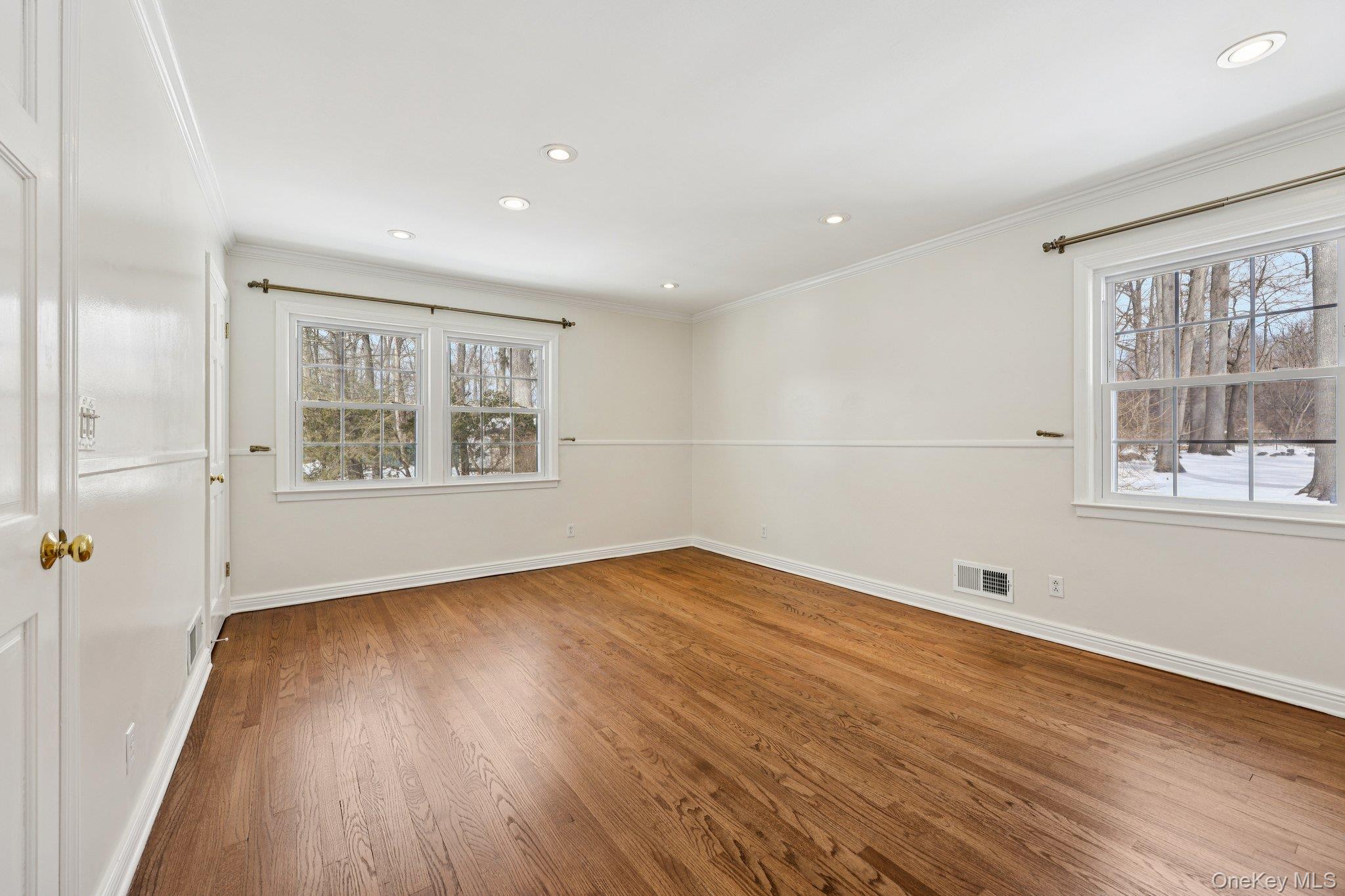 11 Meadowlark Road, Rye Brook, NY 10573