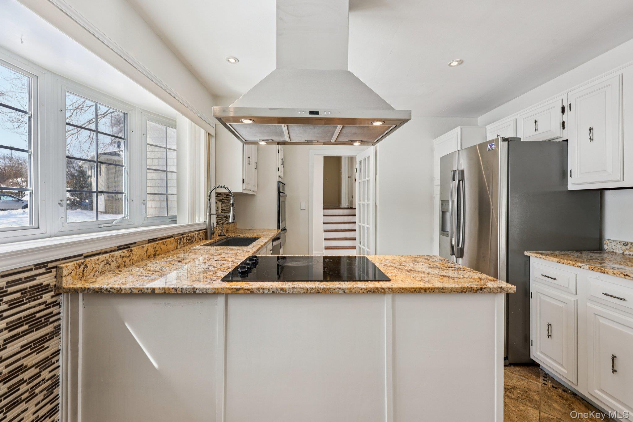 11 Meadowlark Road, Rye Brook, NY 10573