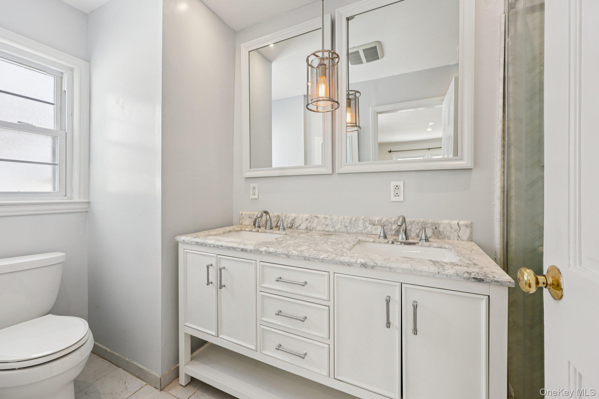 11 Meadowlark Road, Rye Brook, NY 10573