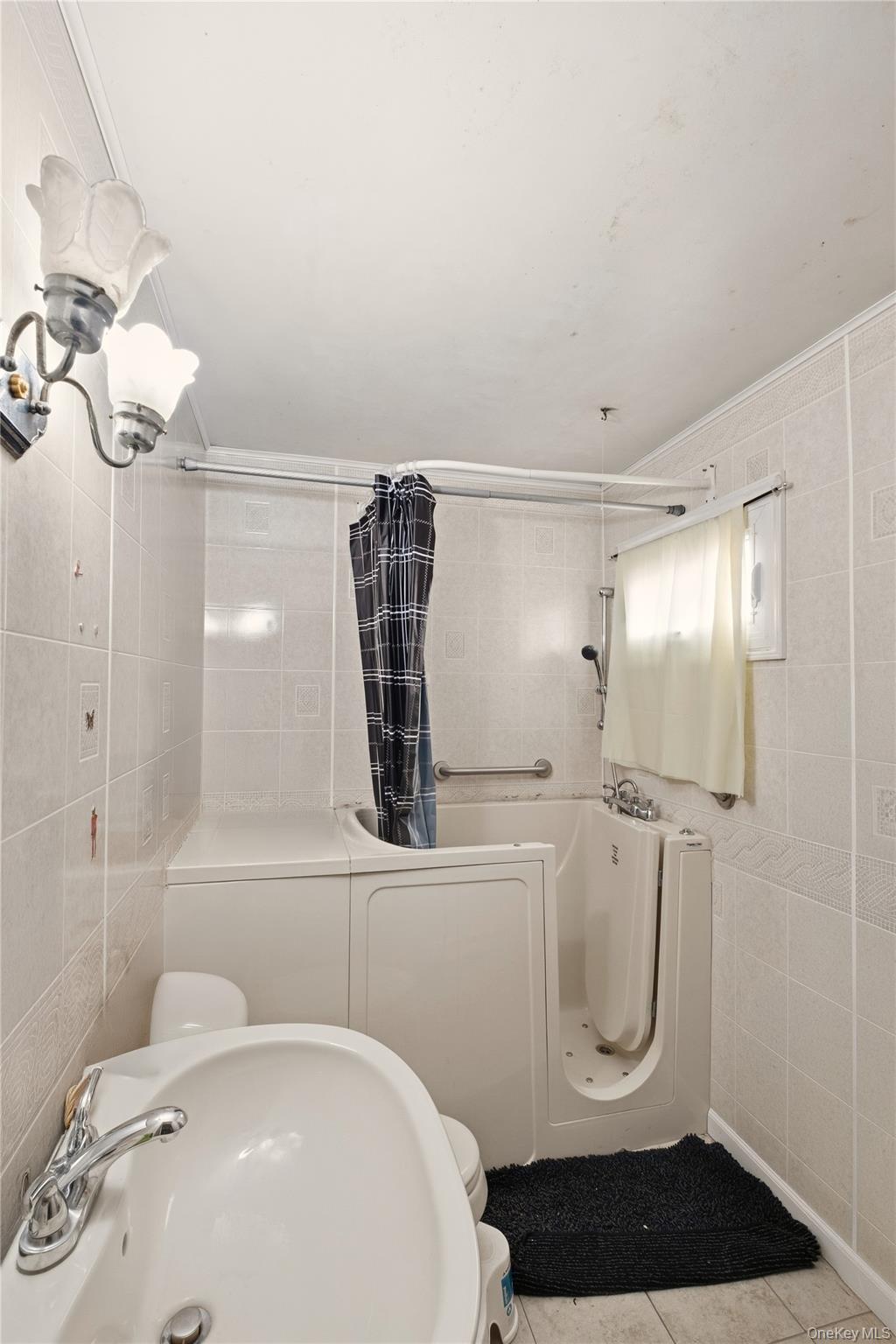 139 Milford Street, Brooklyn, NY 11208