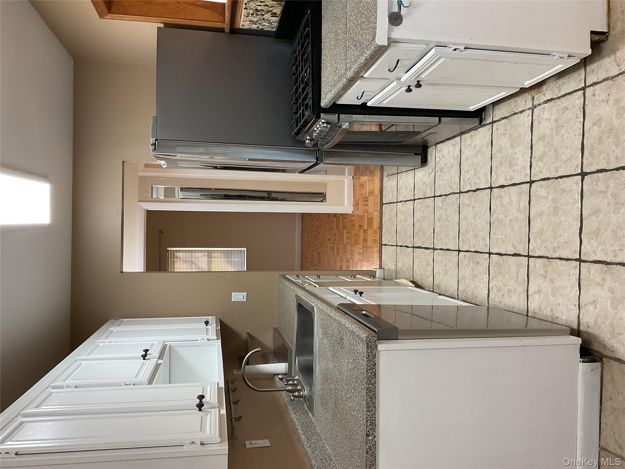 430 Somerset Drive # F, Pearl River, NY 10965