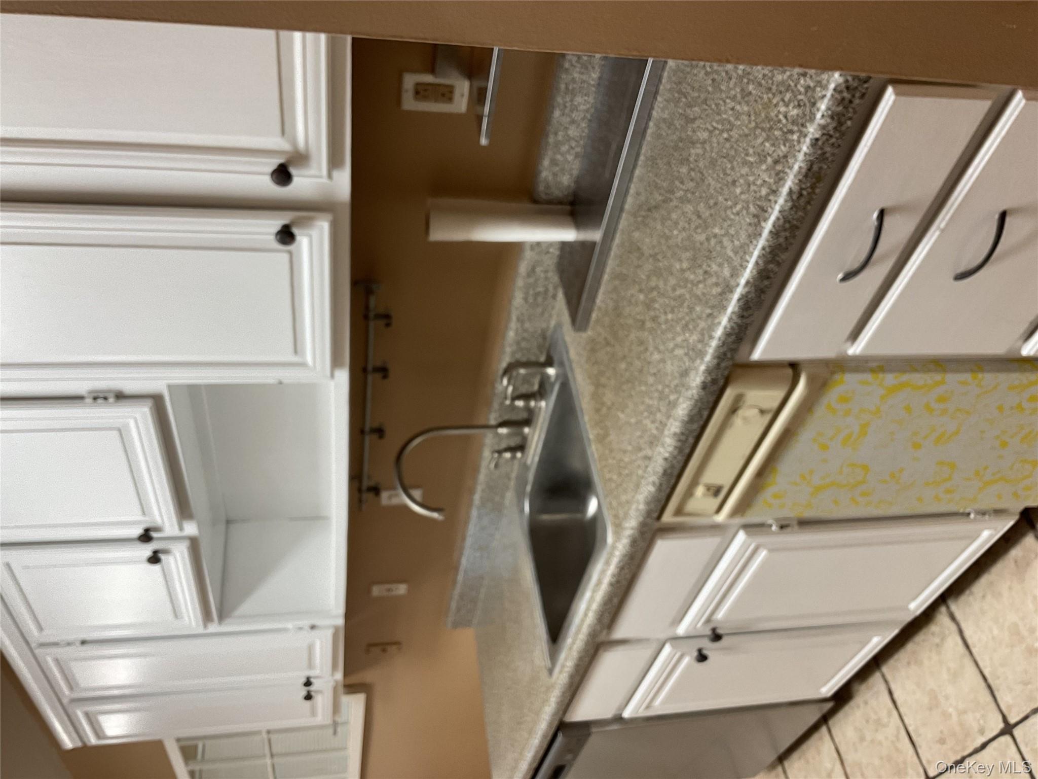 430 Somerset Drive # F, Pearl River, NY 10965