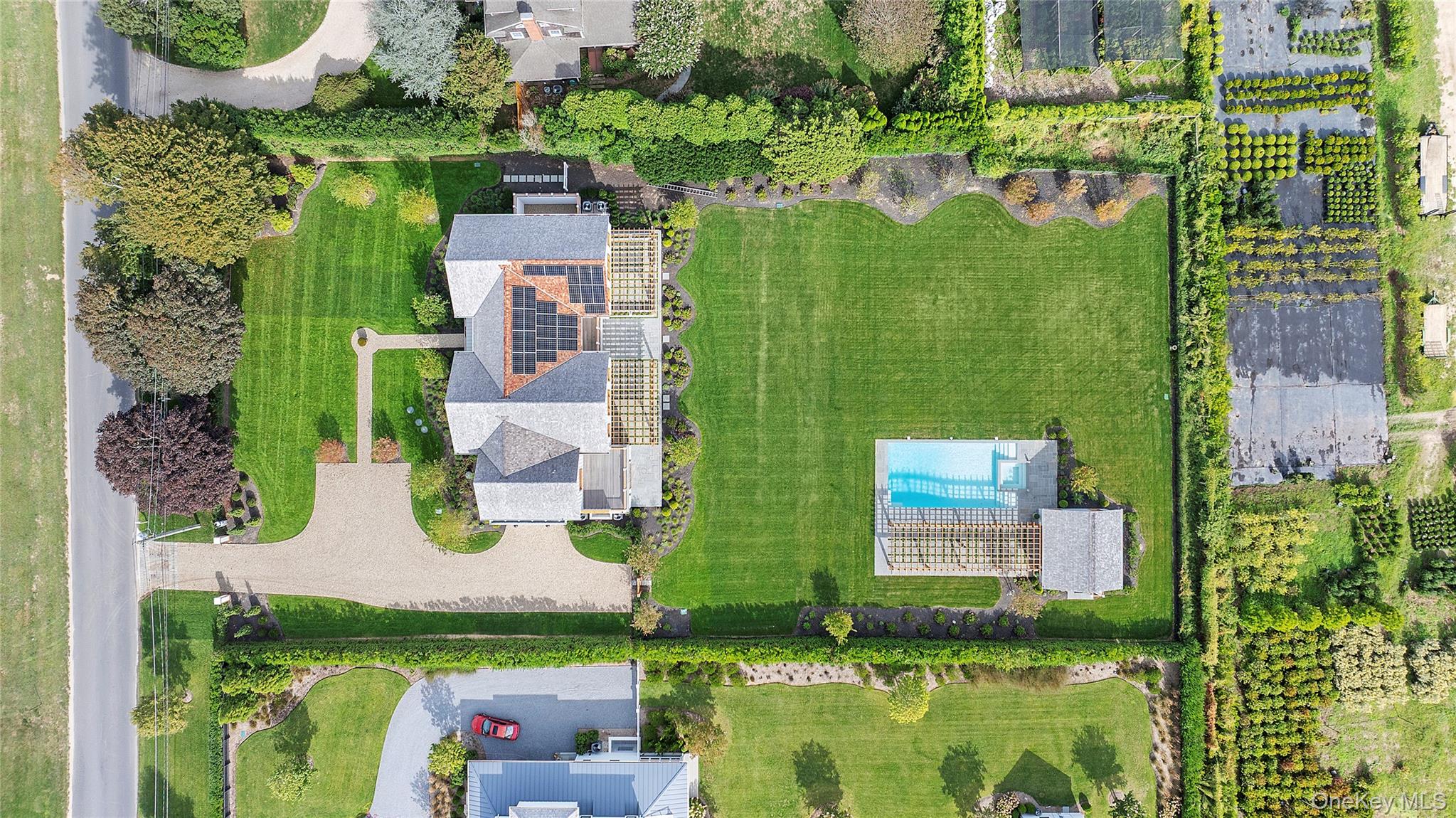 522 Wickapogue Road, Southampton, NY 11968