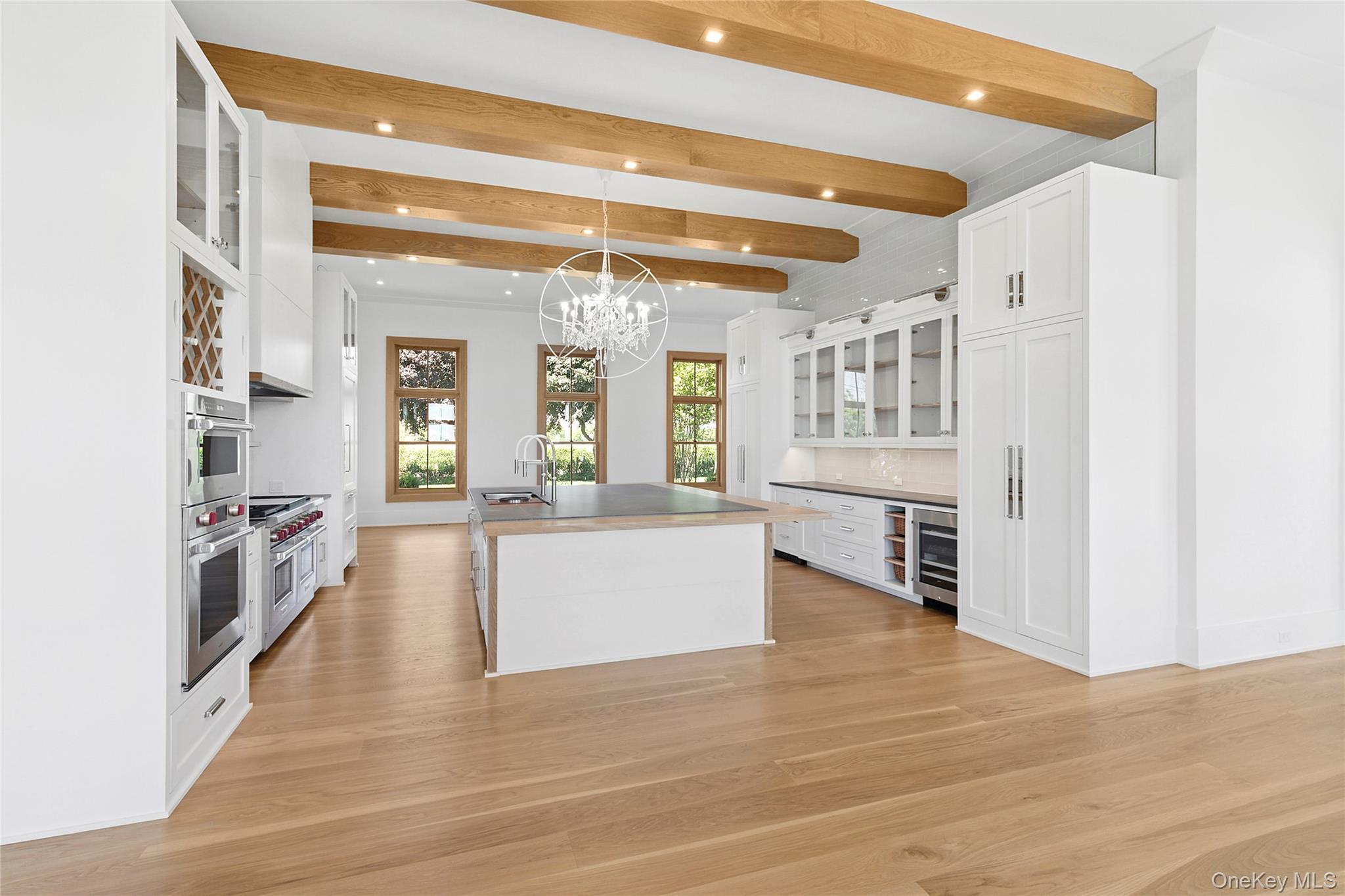 522 Wickapogue Road, Southampton, NY 11968