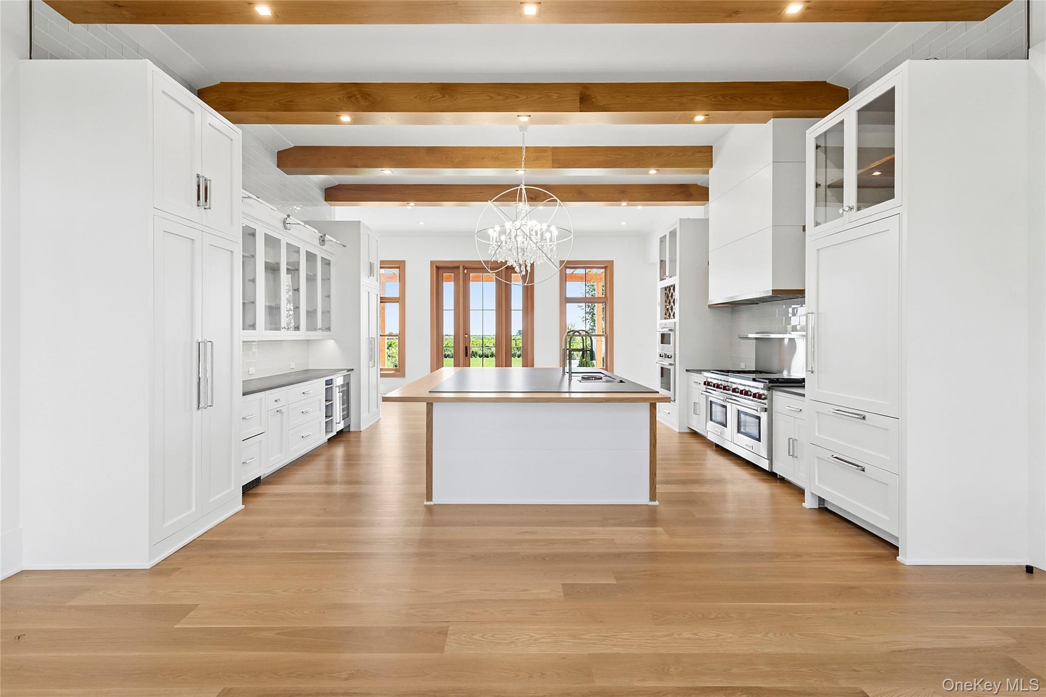 522 Wickapogue Road, Southampton, NY 11968