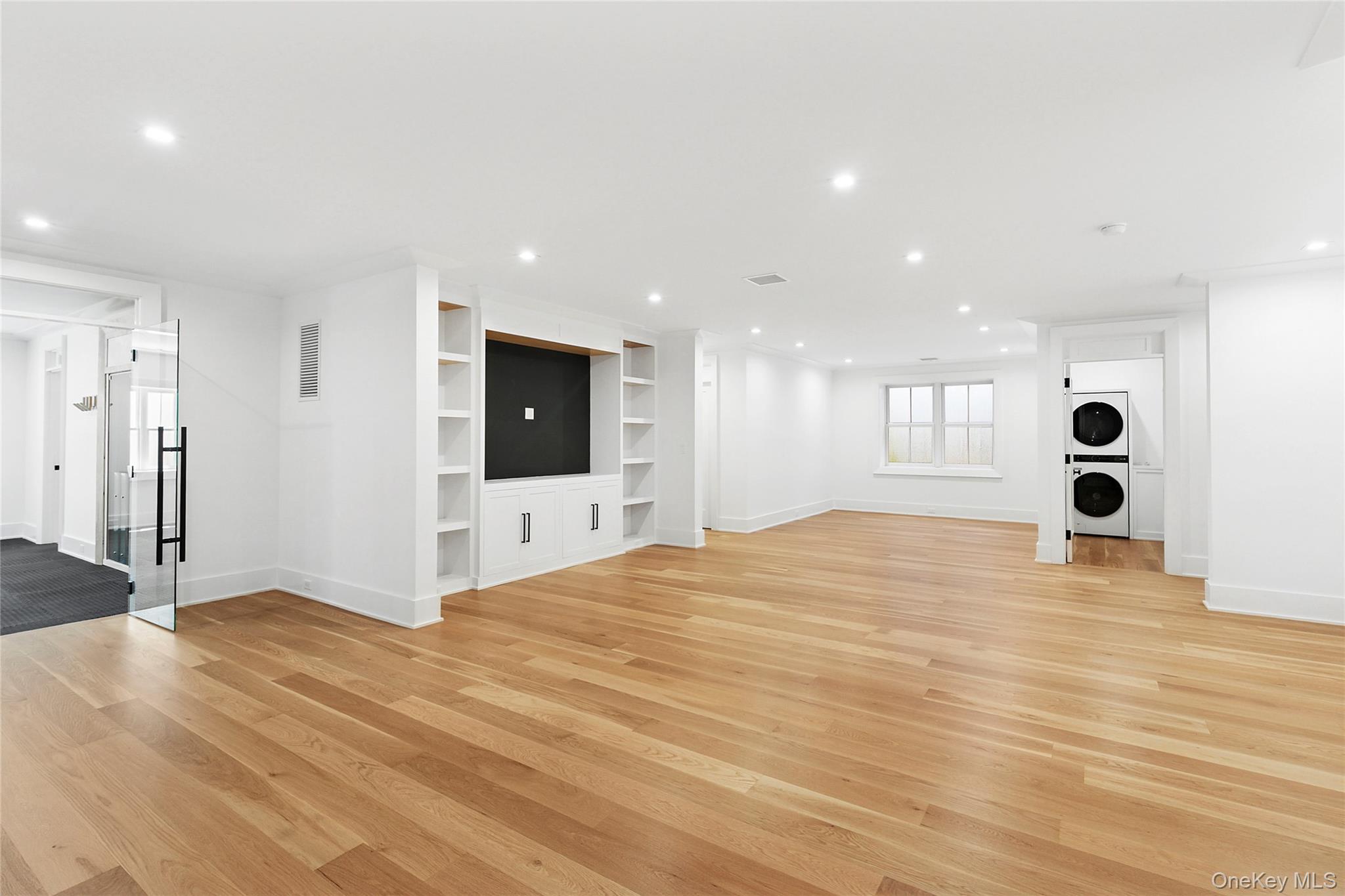 522 Wickapogue Road, Southampton, NY 11968