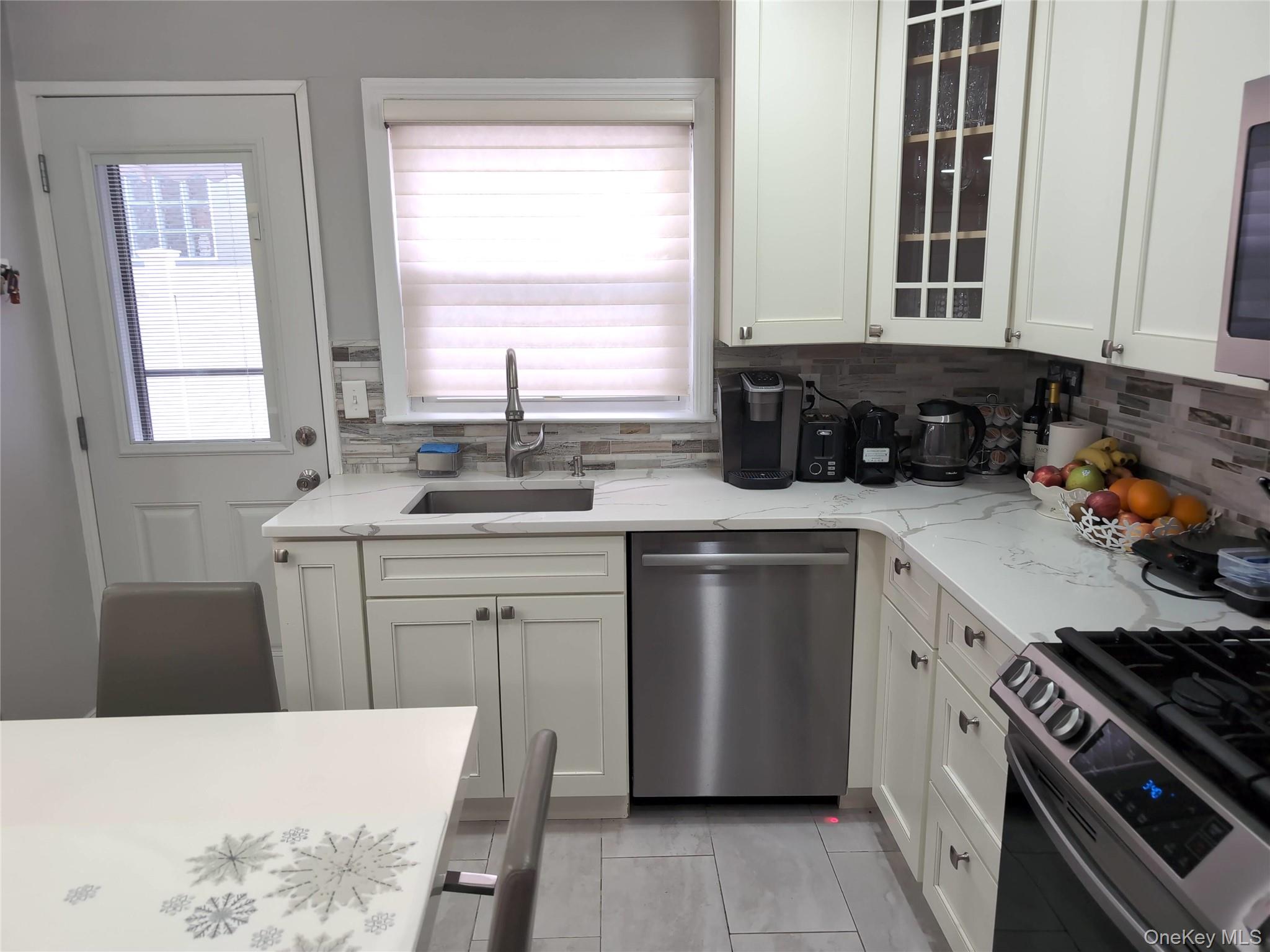 512 State Street # Main, Long Beach, NY 11561