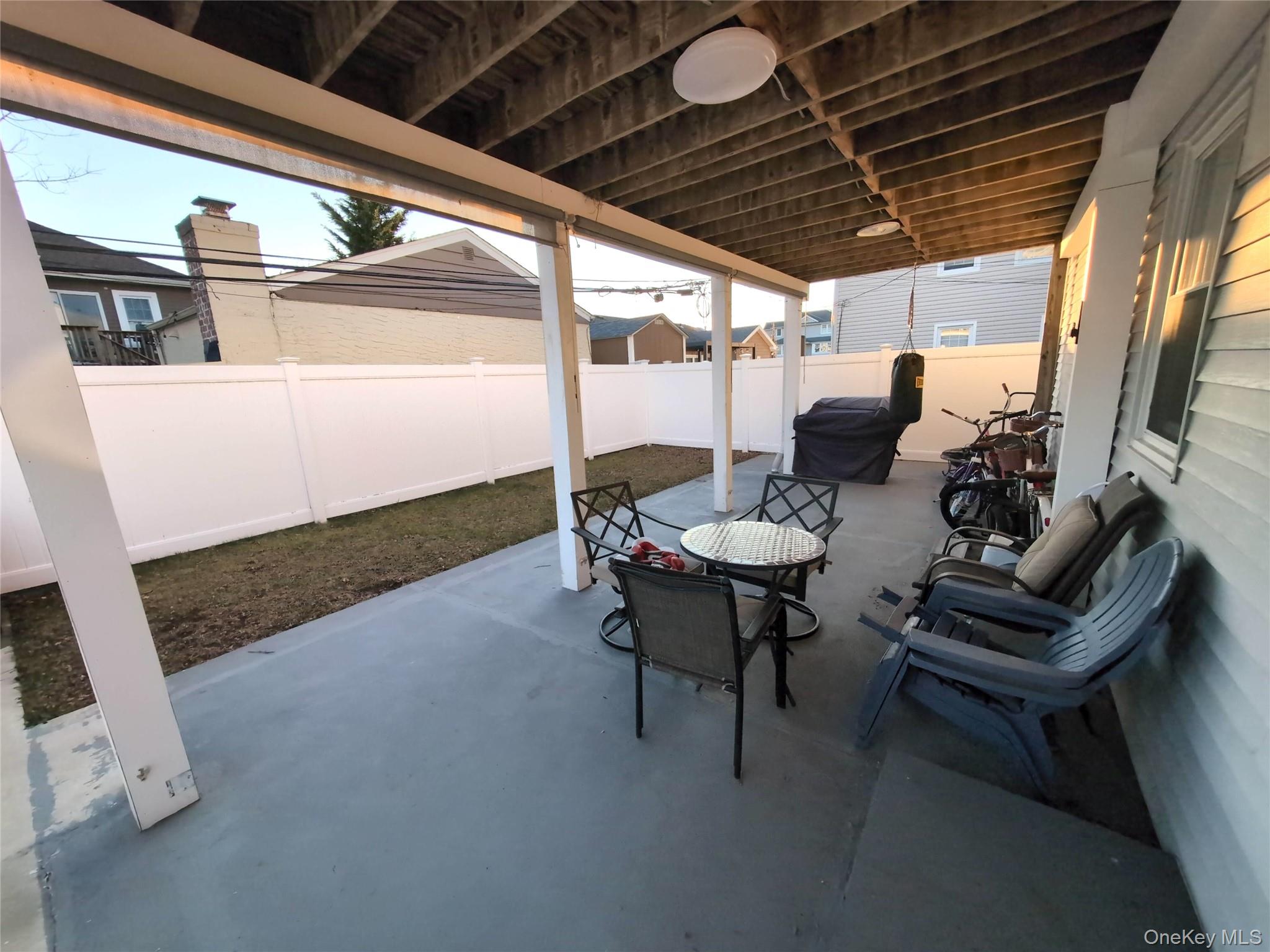 512 State Street # Main, Long Beach, NY 11561