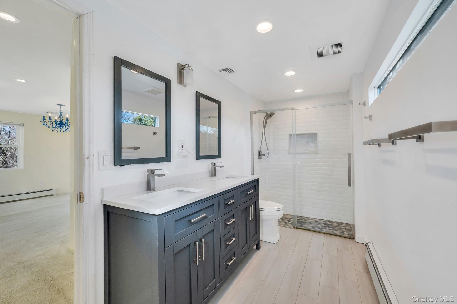 39 Sycamore Avenue, Farmingville, NY 11738