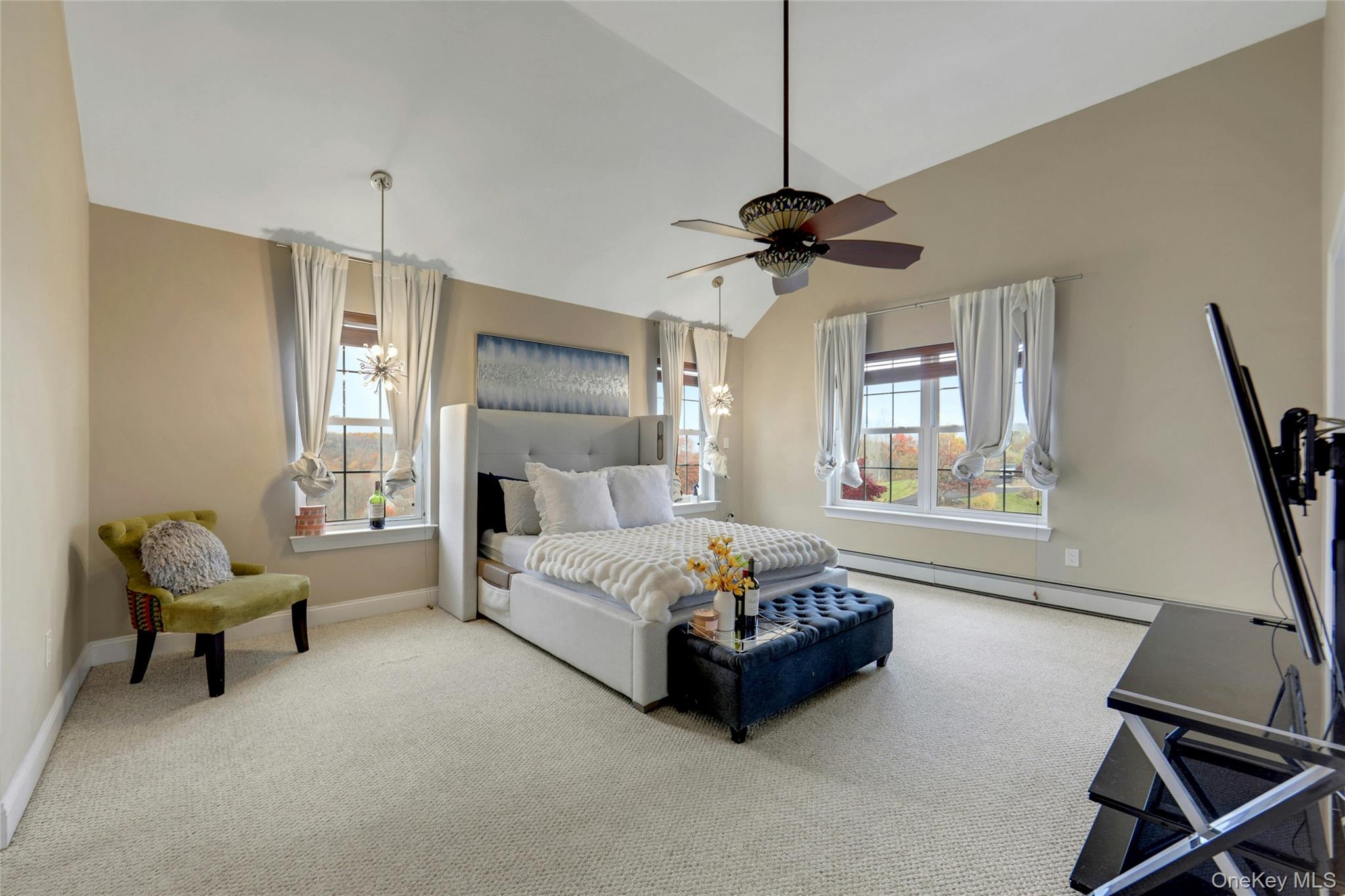 4 Camelback Road, Chester, NY 10918