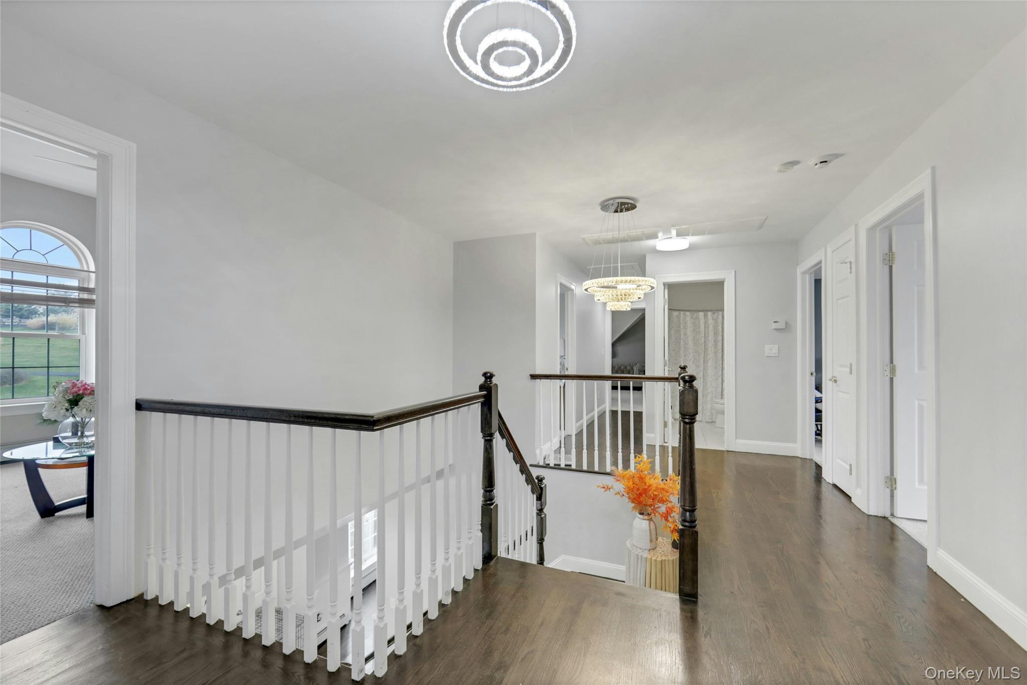 4 Camelback Road, Chester, NY 10918