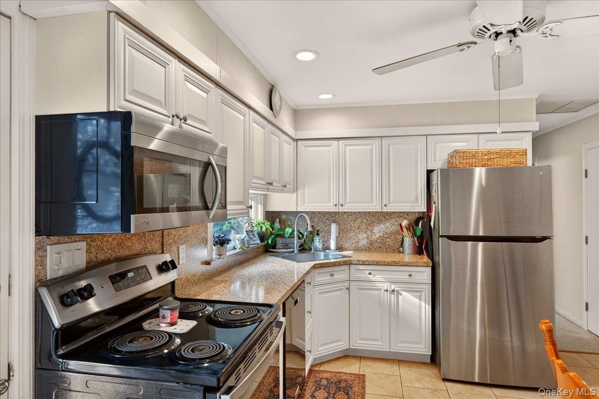 52 Central Avenue, Patchogue, NY 11772