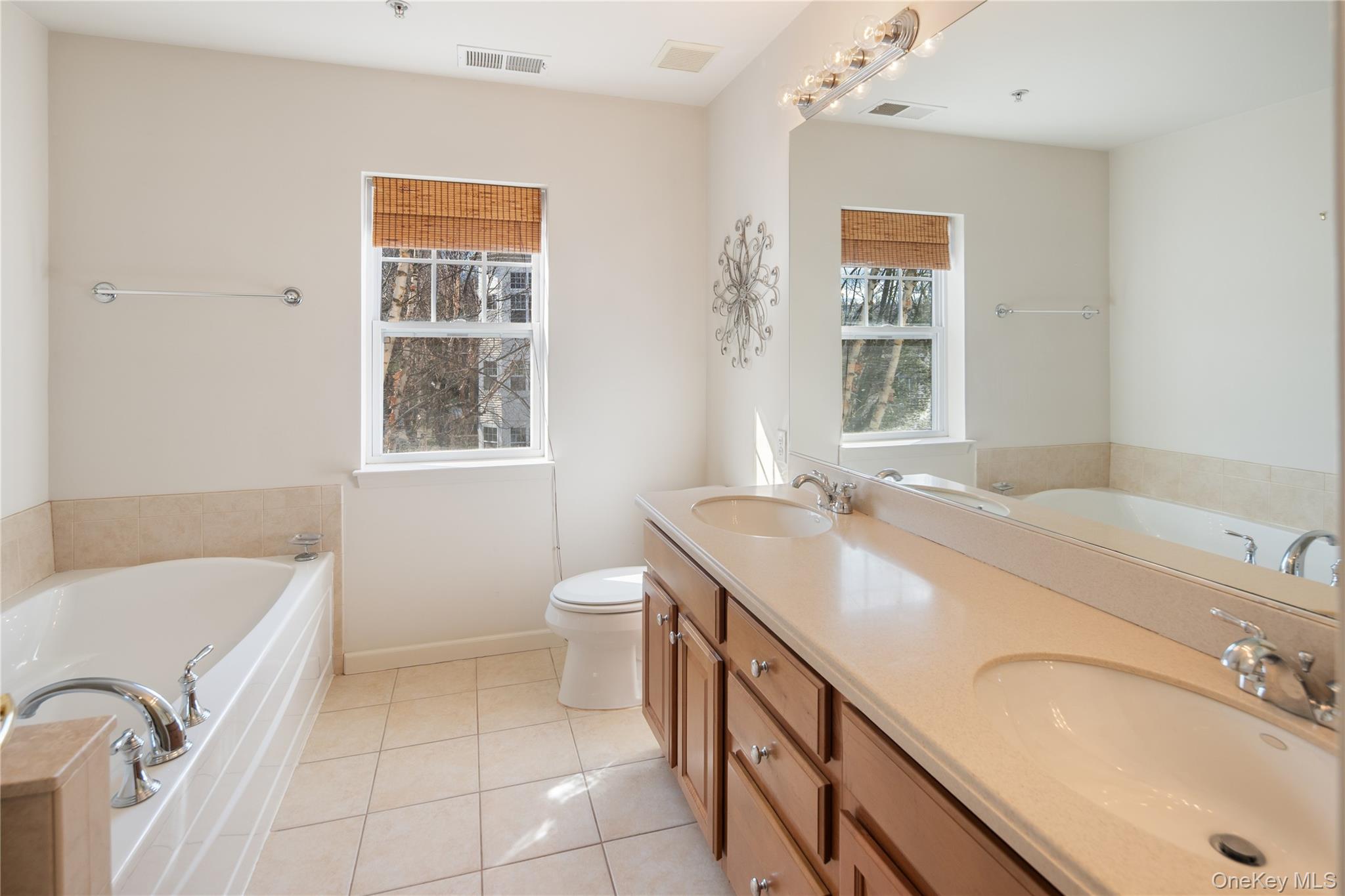 121 Northview Court, Peekskill, NY 10566