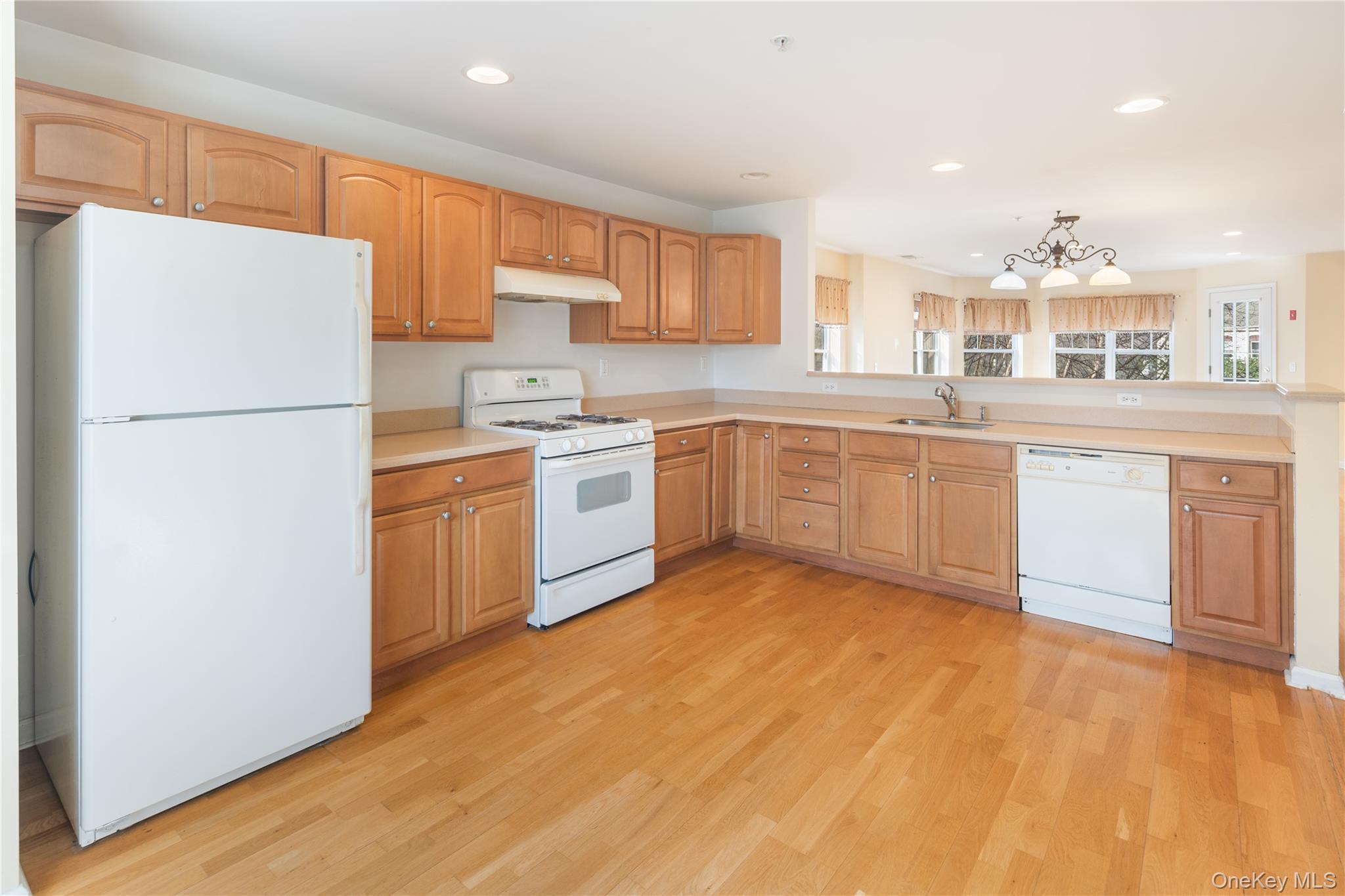 121 Northview Court, Peekskill, NY 10566