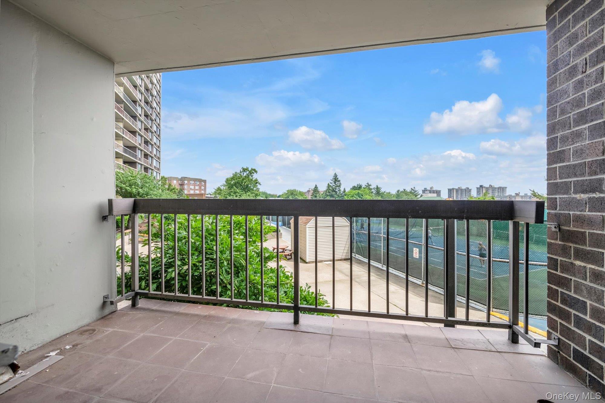 2 Bay Club Drive # 2B, Bayside, NY 11360