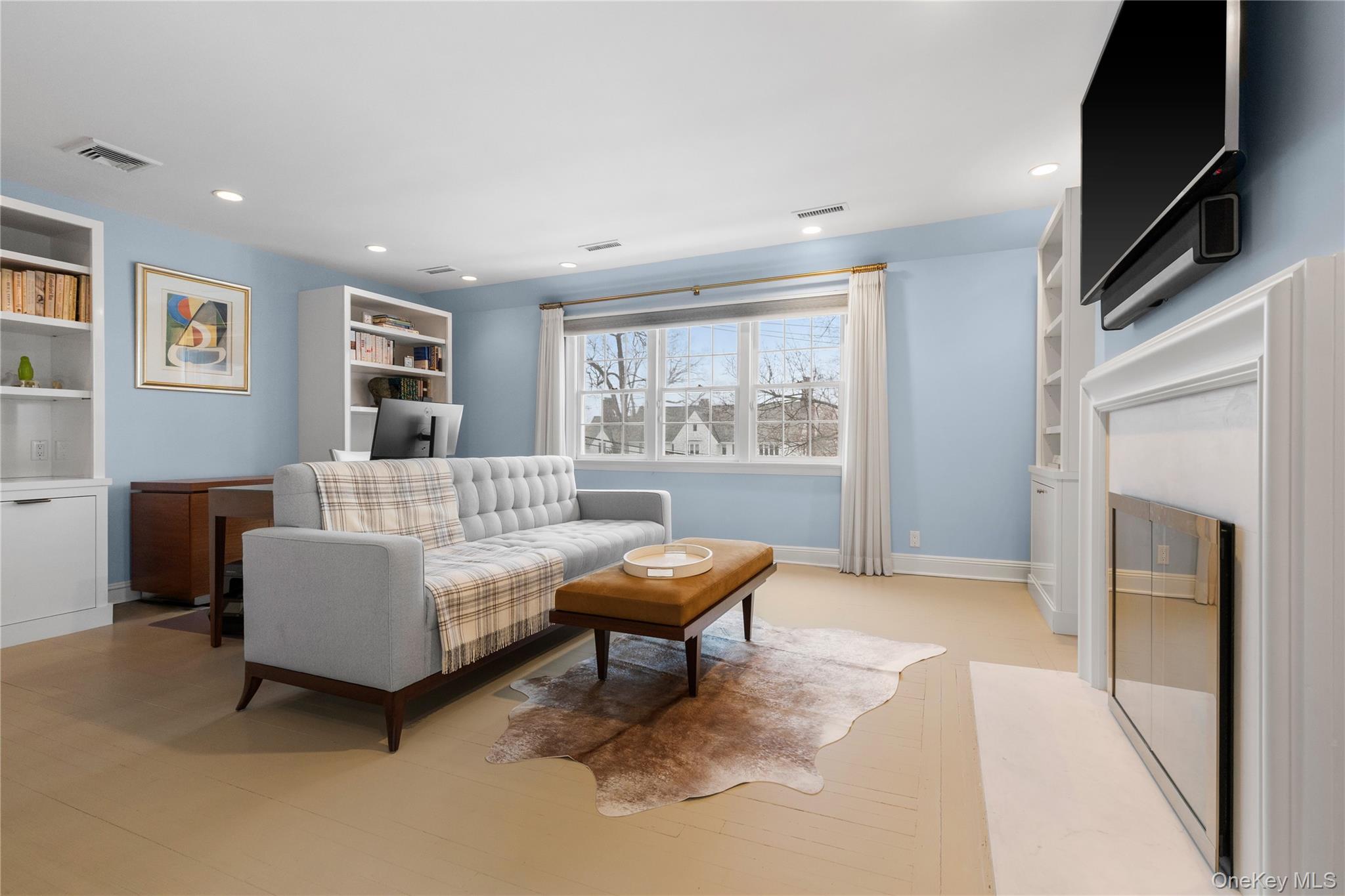 25 Stratford Road, Harrison, NY 10528