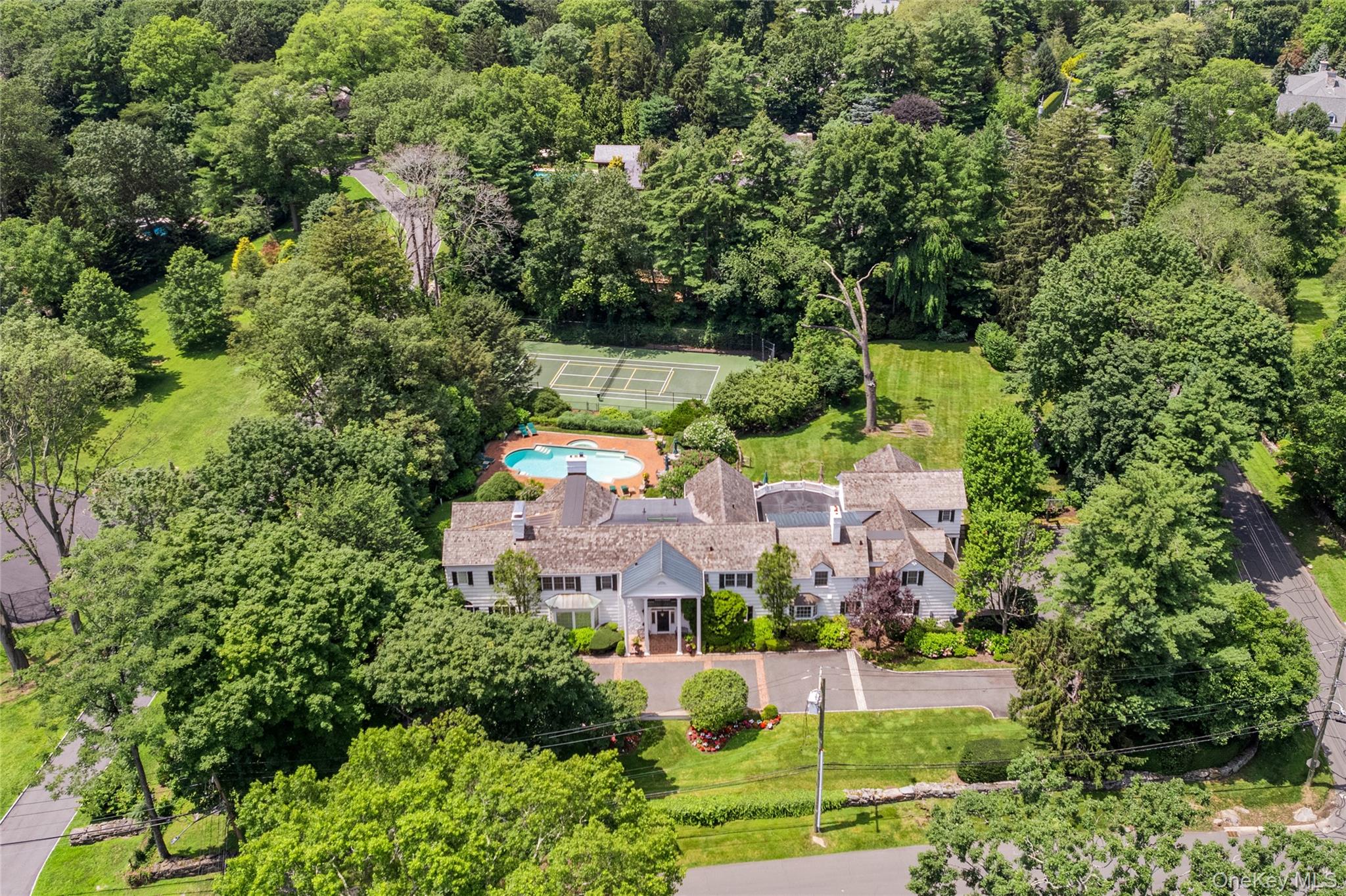 25 Stratford Road, Harrison, NY 10528