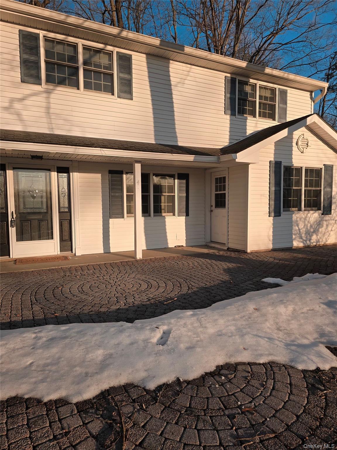 4 Dutch Court, West Nyack, NY 10994