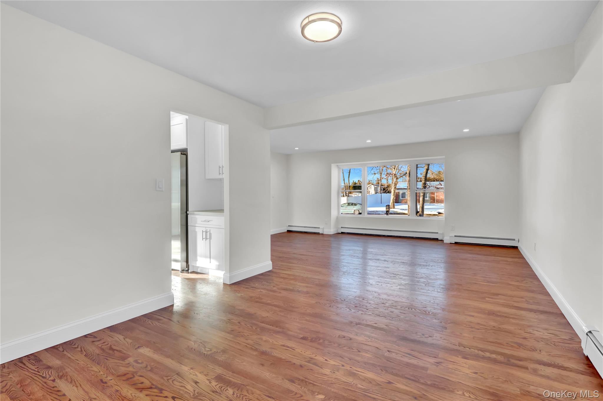 2 Cheshire Drive, Farmingville, NY 11738