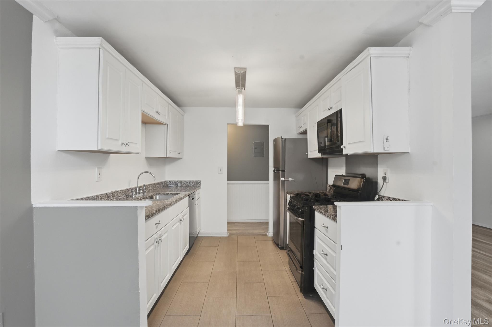 3 Hook Road # 15A, Poughkeepsie, NY 12601