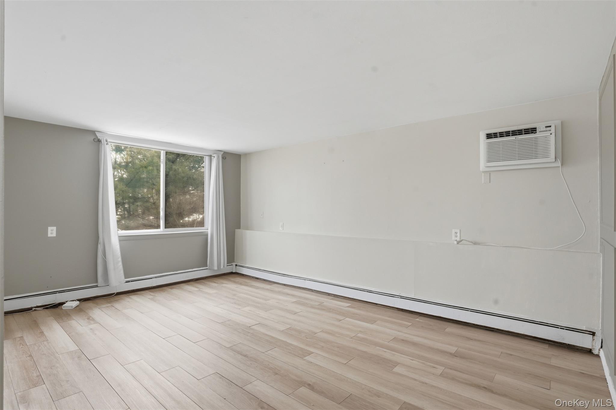 3 Hook Road # 15A, Poughkeepsie, NY 12601