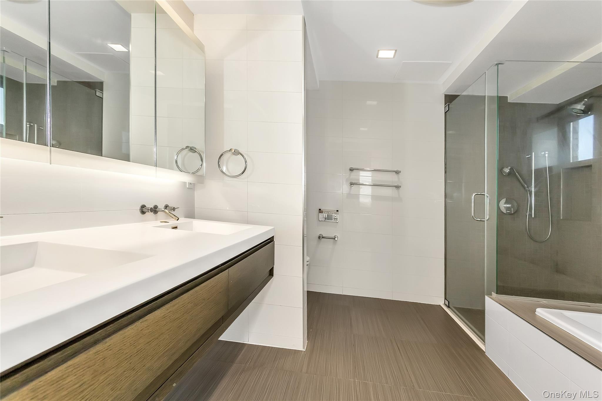 3916 Prince Street # PHA, Flushing, NY 11354