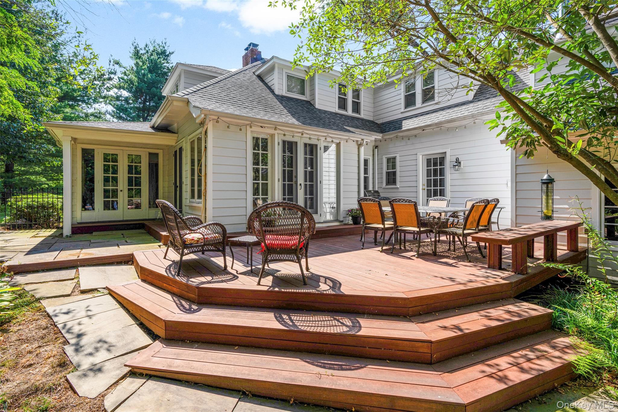 584 Forest Avenue, New Rochelle, NY 10804