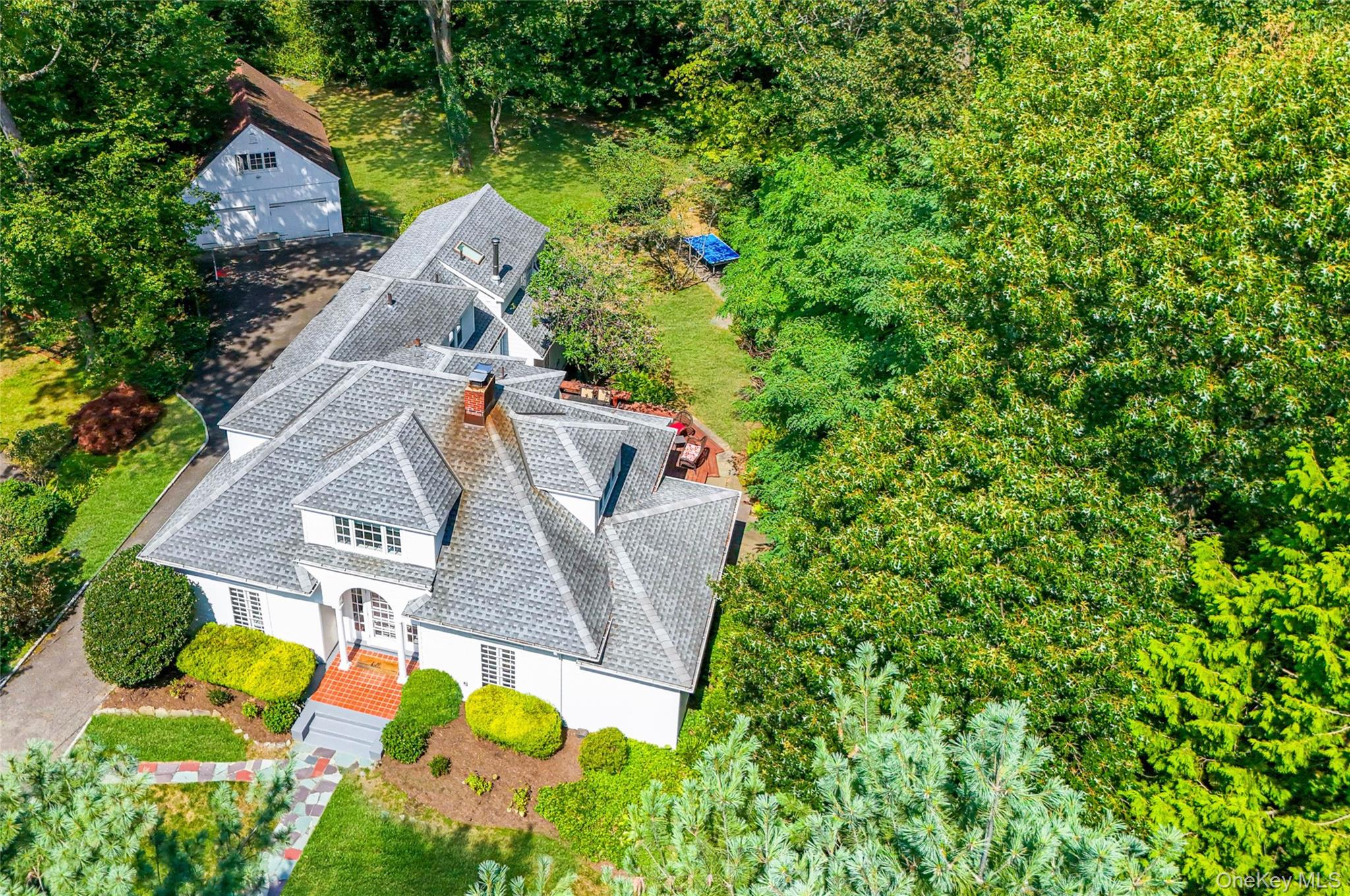 584 Forest Avenue, New Rochelle, NY 10804