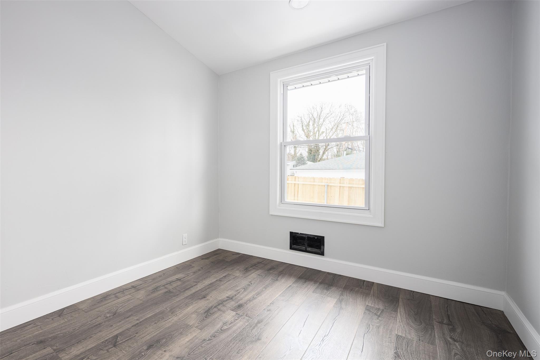 78 Samuel Street, Ronkonkoma, NY 11779