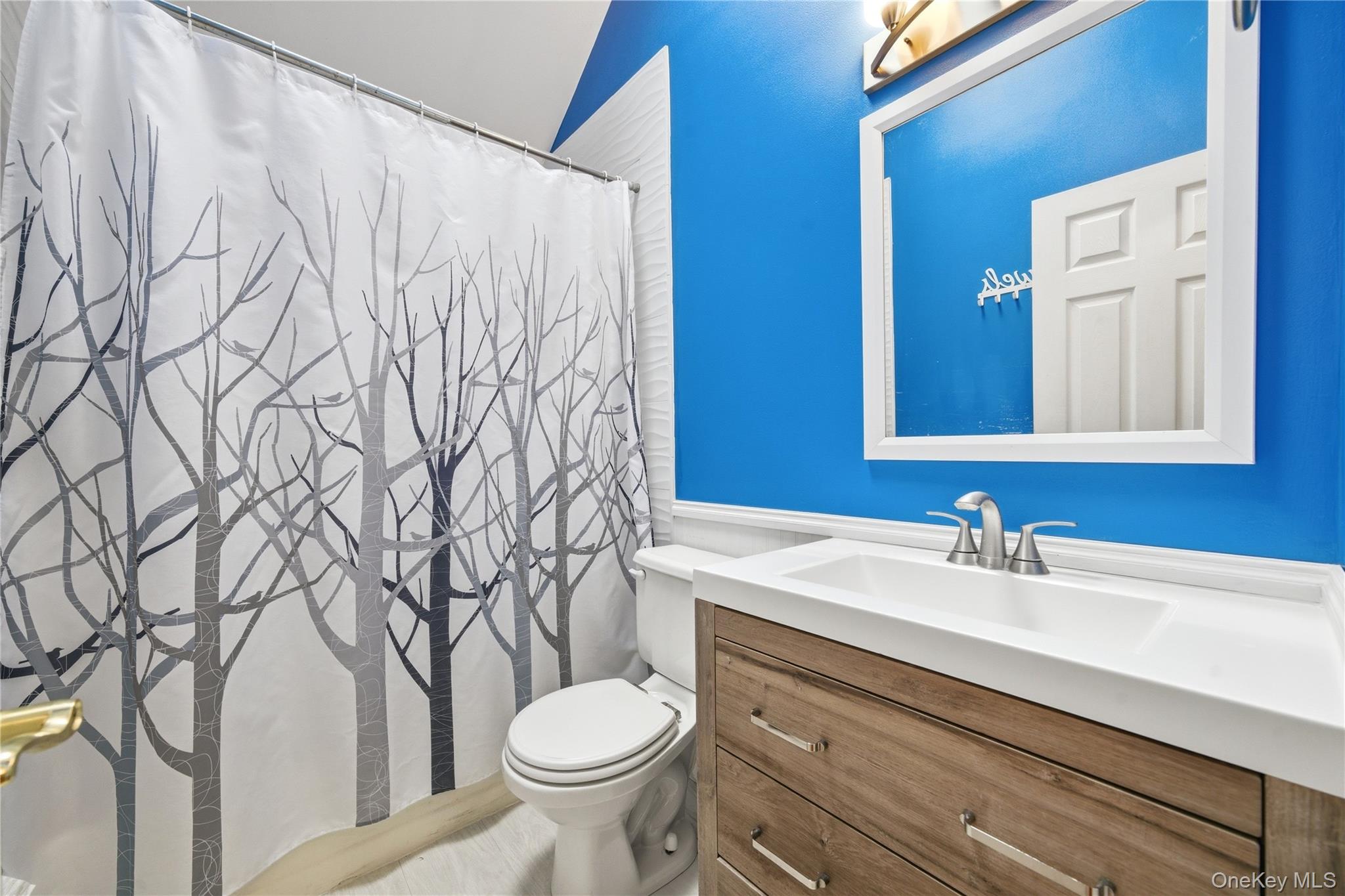 8 Lucy Court, Patchogue, NY 11772