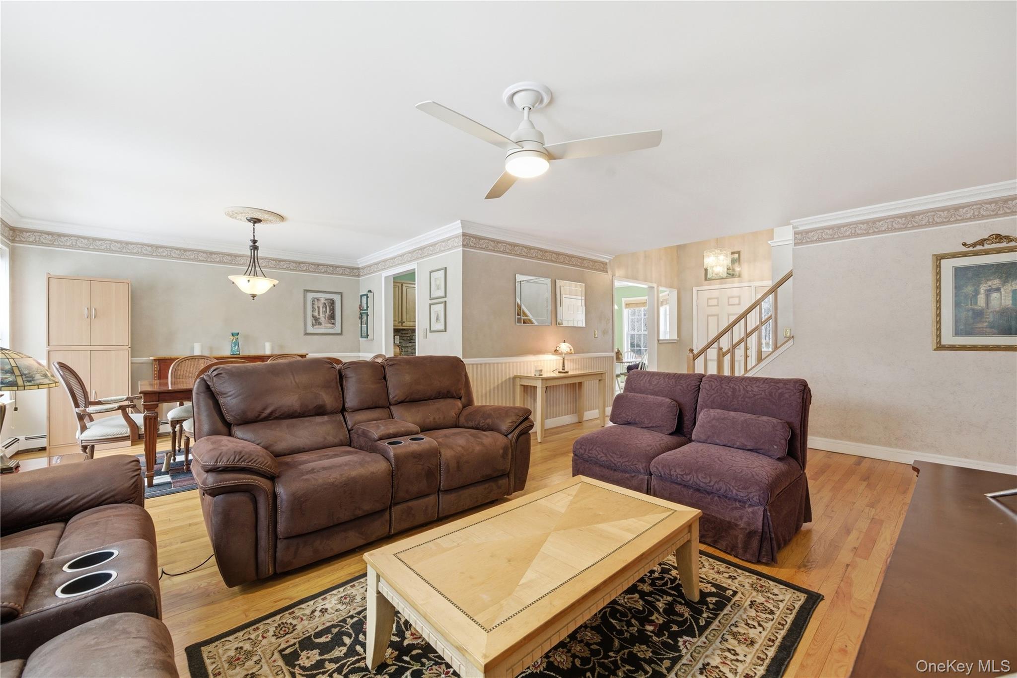 8 Lucy Court, Patchogue, NY 11772