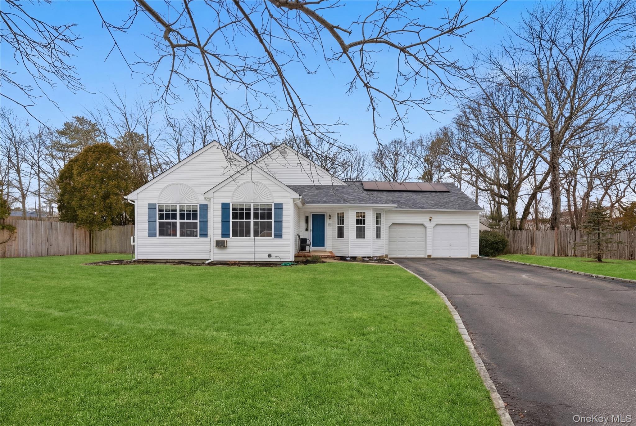 8 Lucy Court, Patchogue, NY 11772