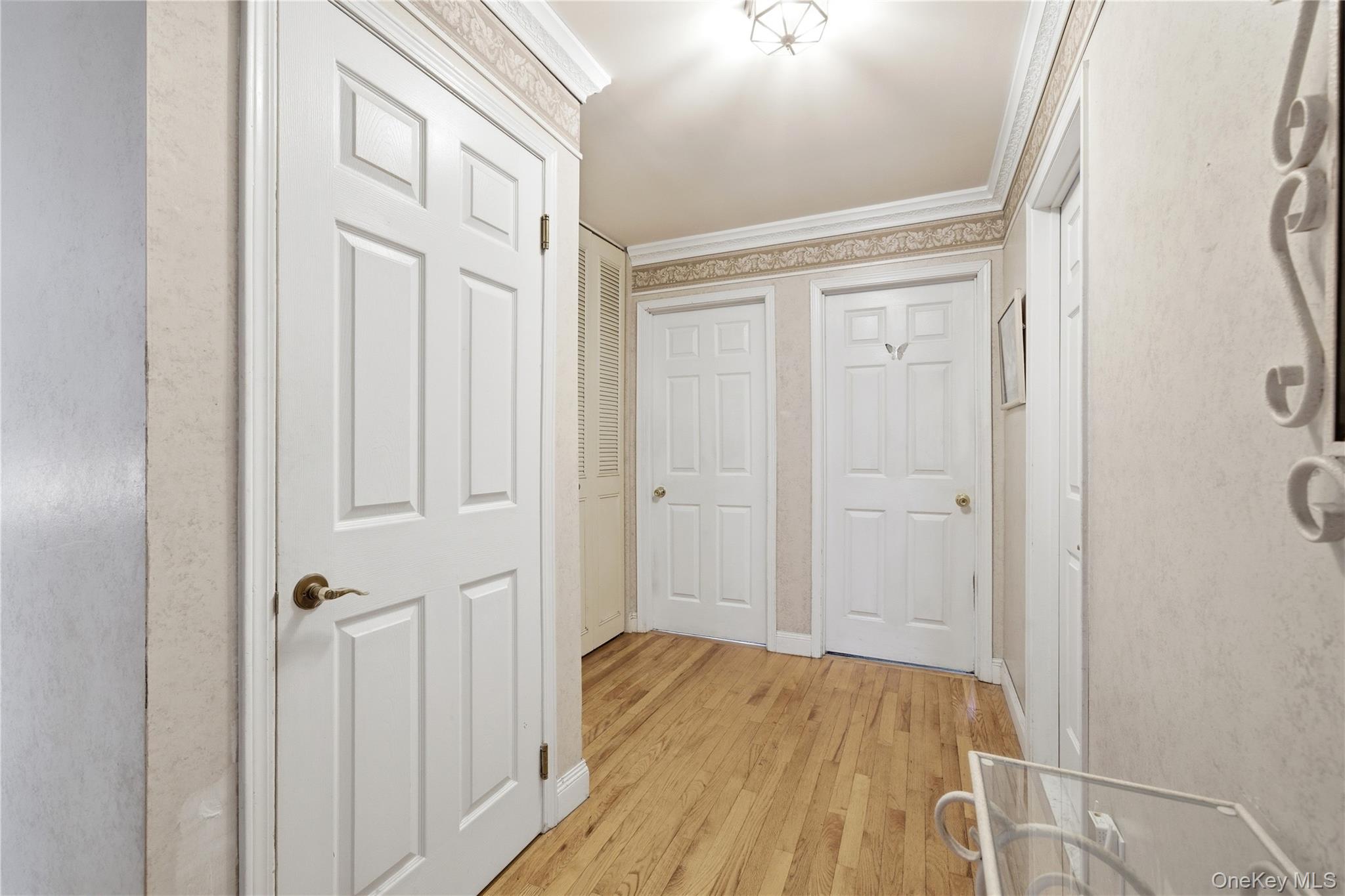 8 Lucy Court, Patchogue, NY 11772