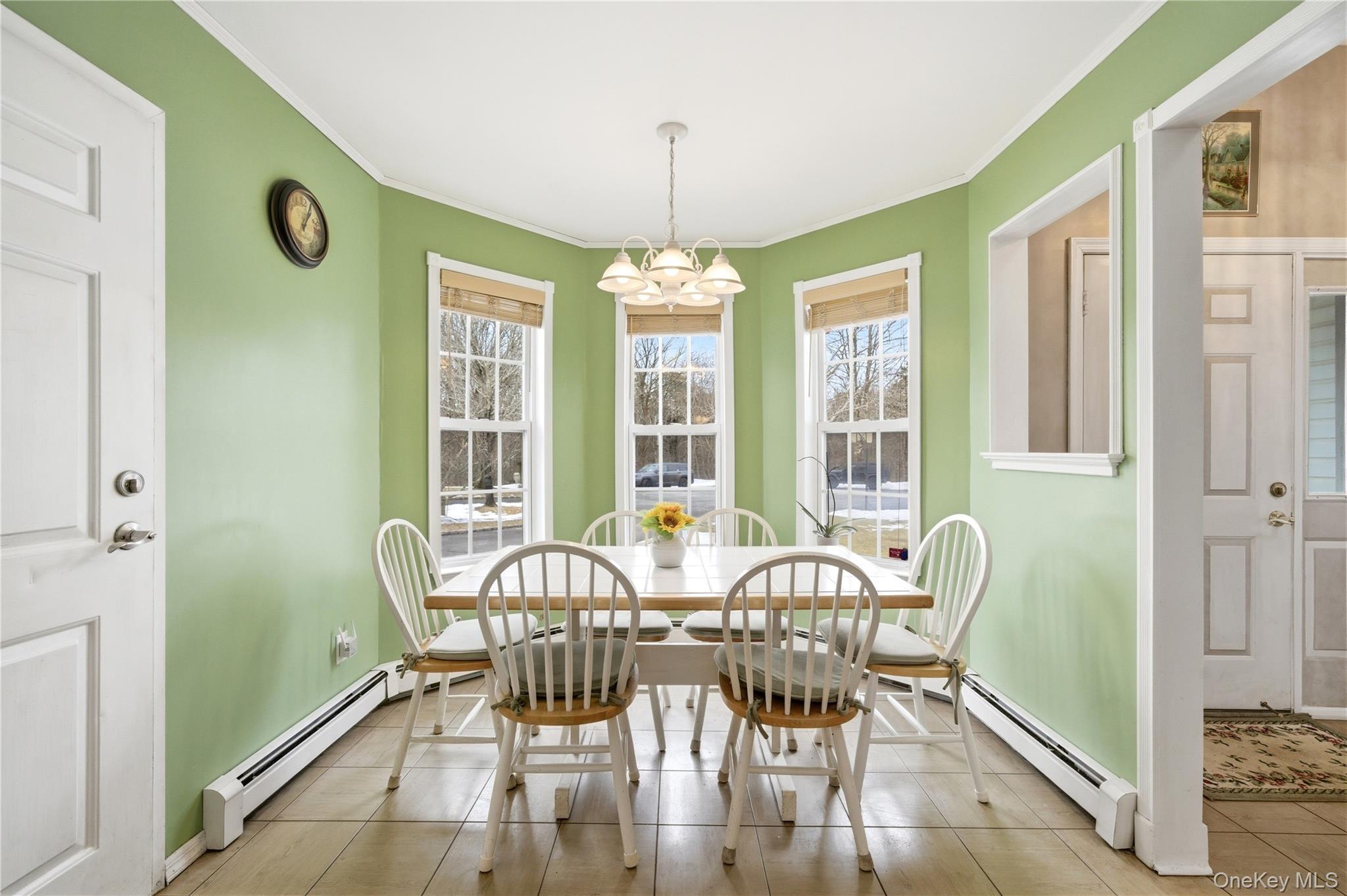 8 Lucy Court, Patchogue, NY 11772