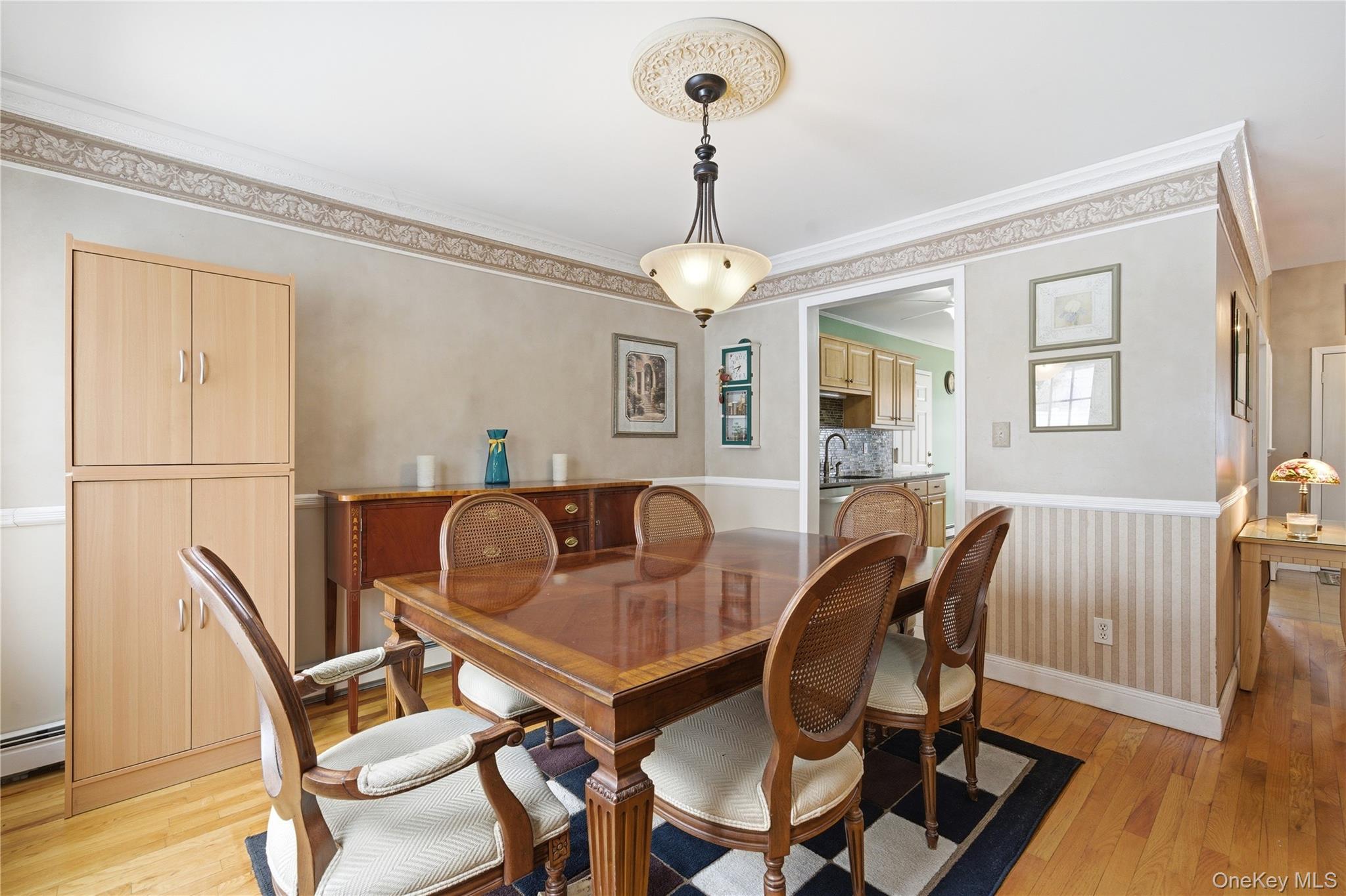 8 Lucy Court, Patchogue, NY 11772