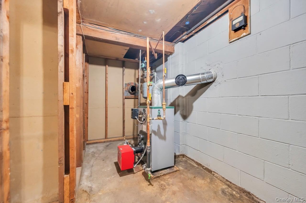 105 Browns Road, Nesconset, NY 11767