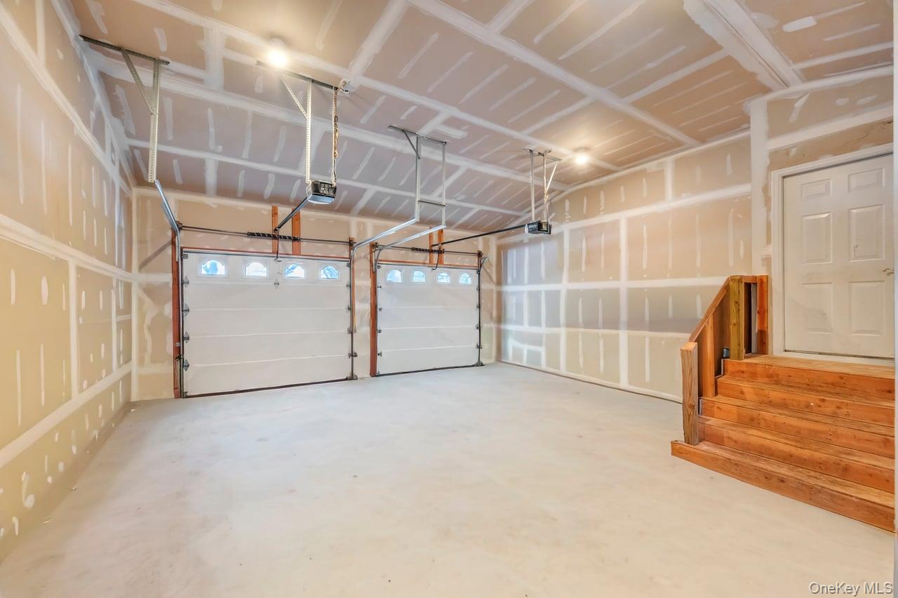 105 Browns Road, Nesconset, NY 11767