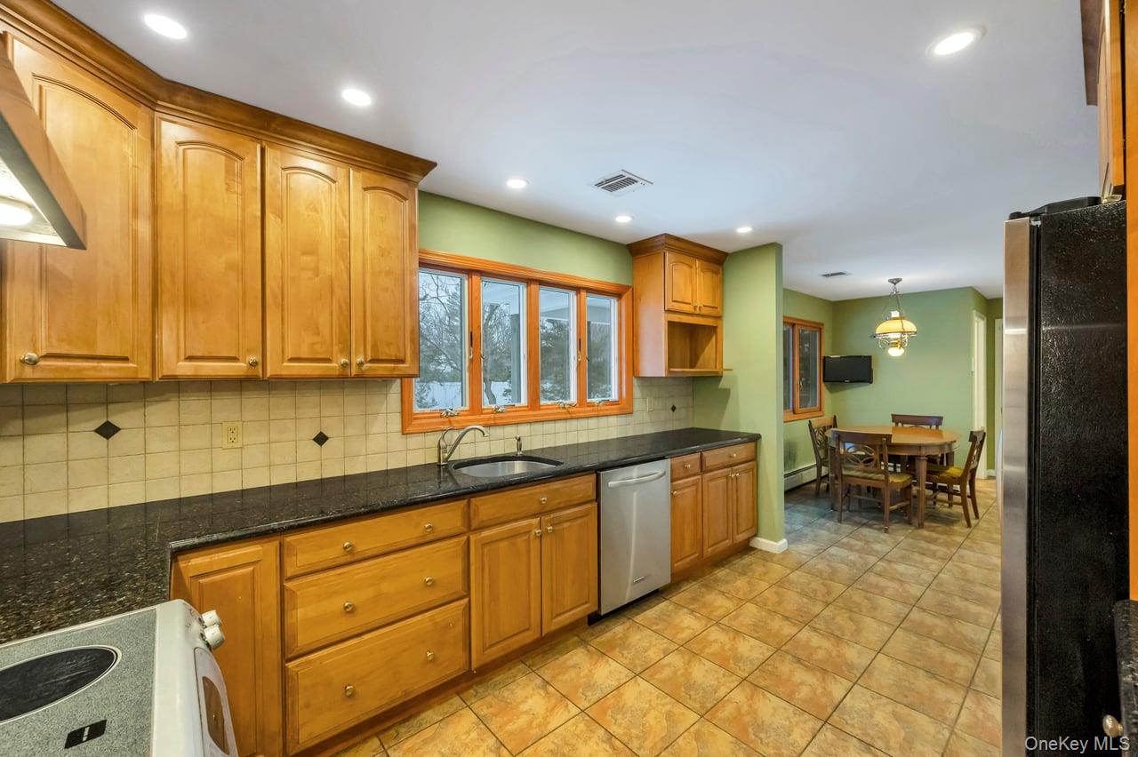 105 Browns Road, Nesconset, NY 11767