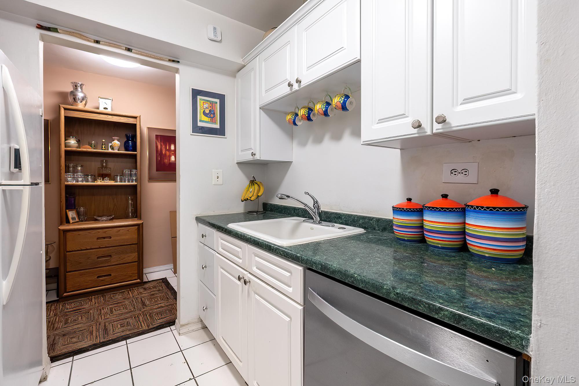 75 W 238th Street # 2D, Bronx, NY 10463